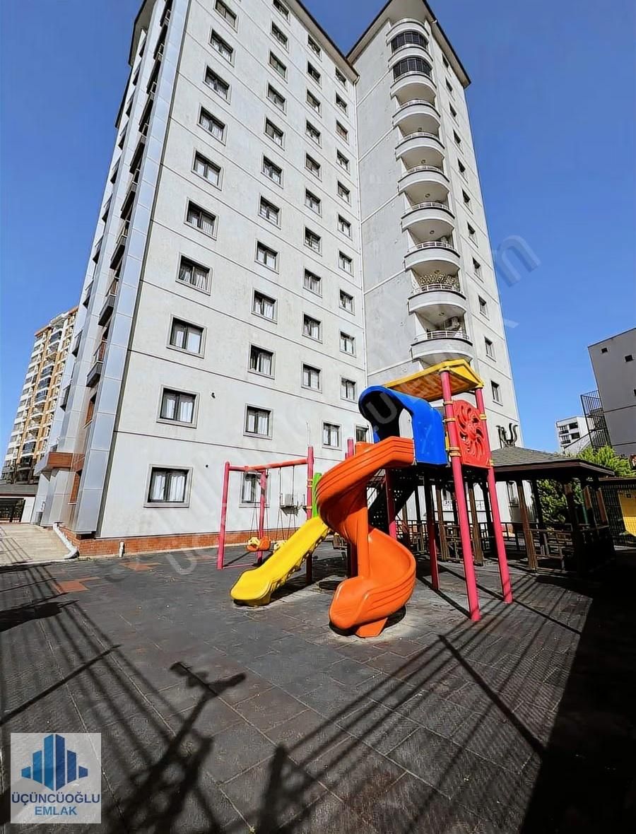 Site İçerisinde Geniş 2+1 Daire