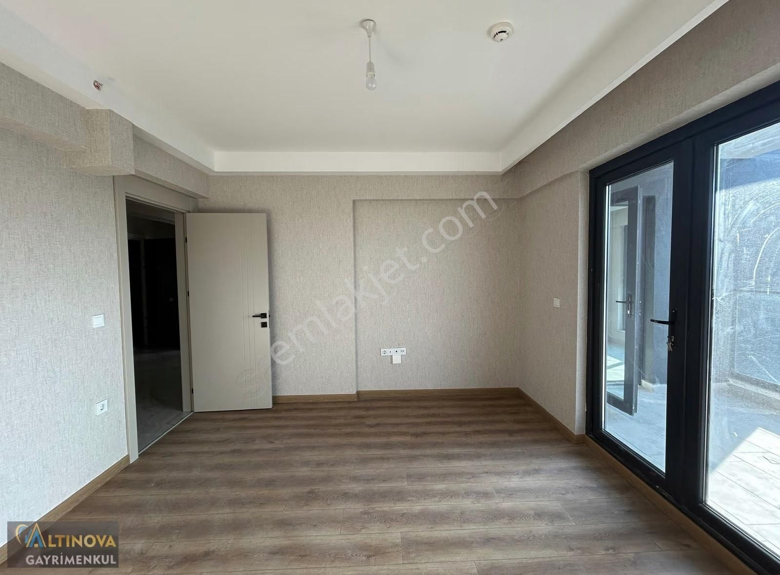 Keçiören Ovacıkta Ultra Lüx Bulvar Cephelei Satılık 4+1 Daire - Görsel 7