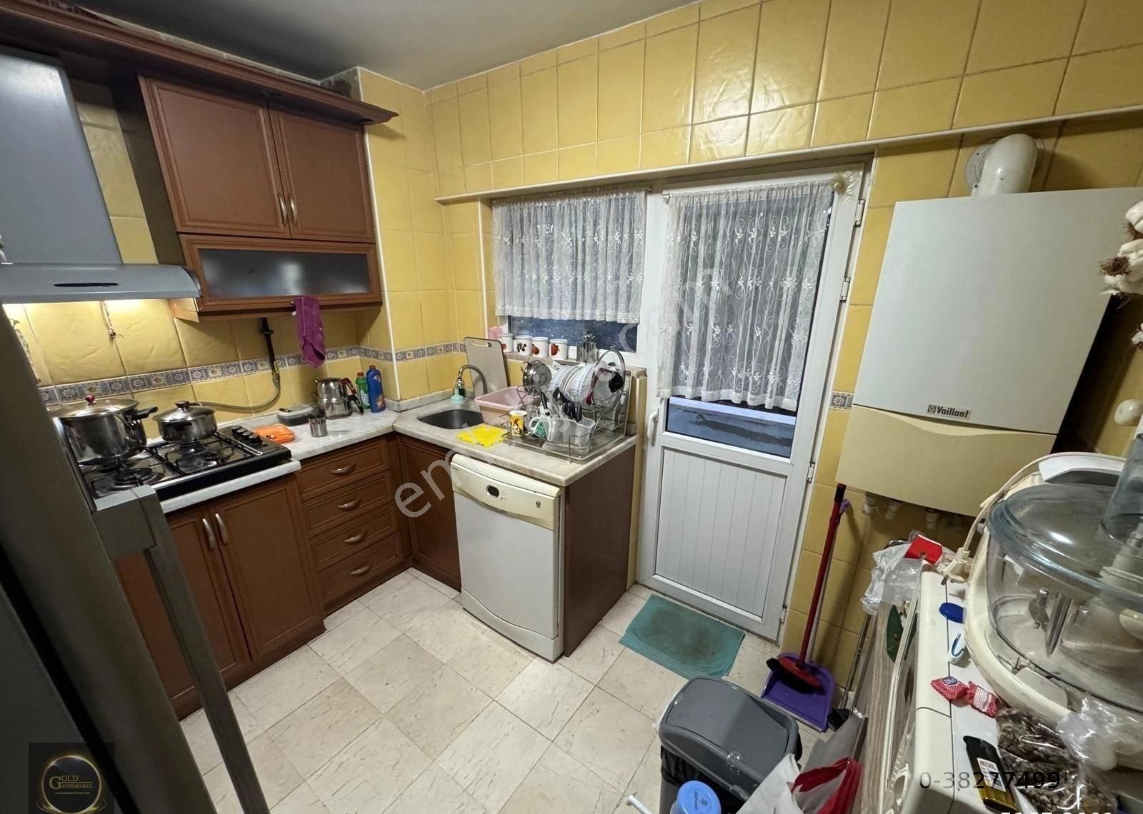 Üsküdar Salacak'ta Ara Kat Satılık Daire - Görsel 5