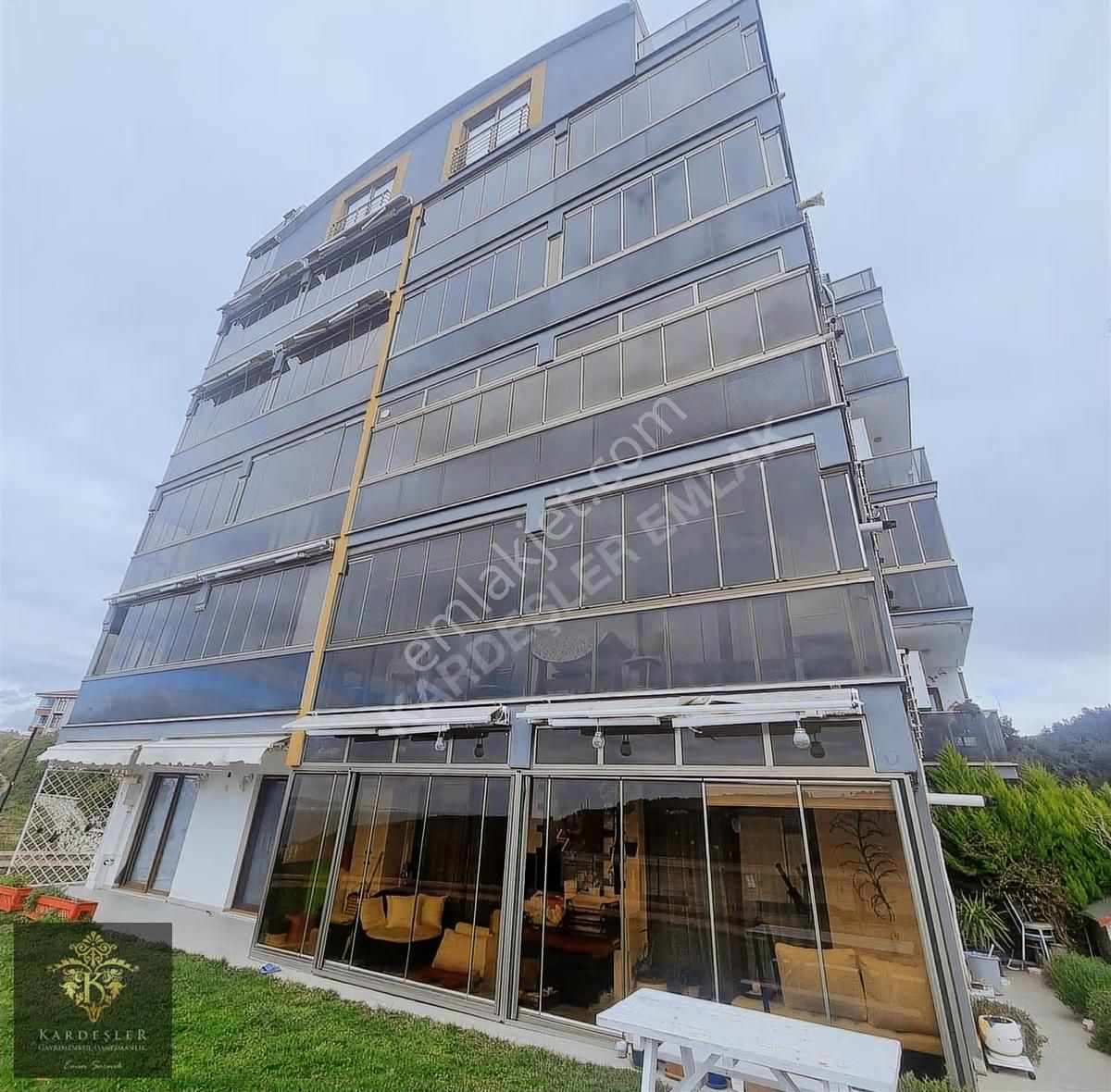 Bursa Mudanya Yeni Mahallede Myrela Sitesi'nde Kiralık 2+1 Daire