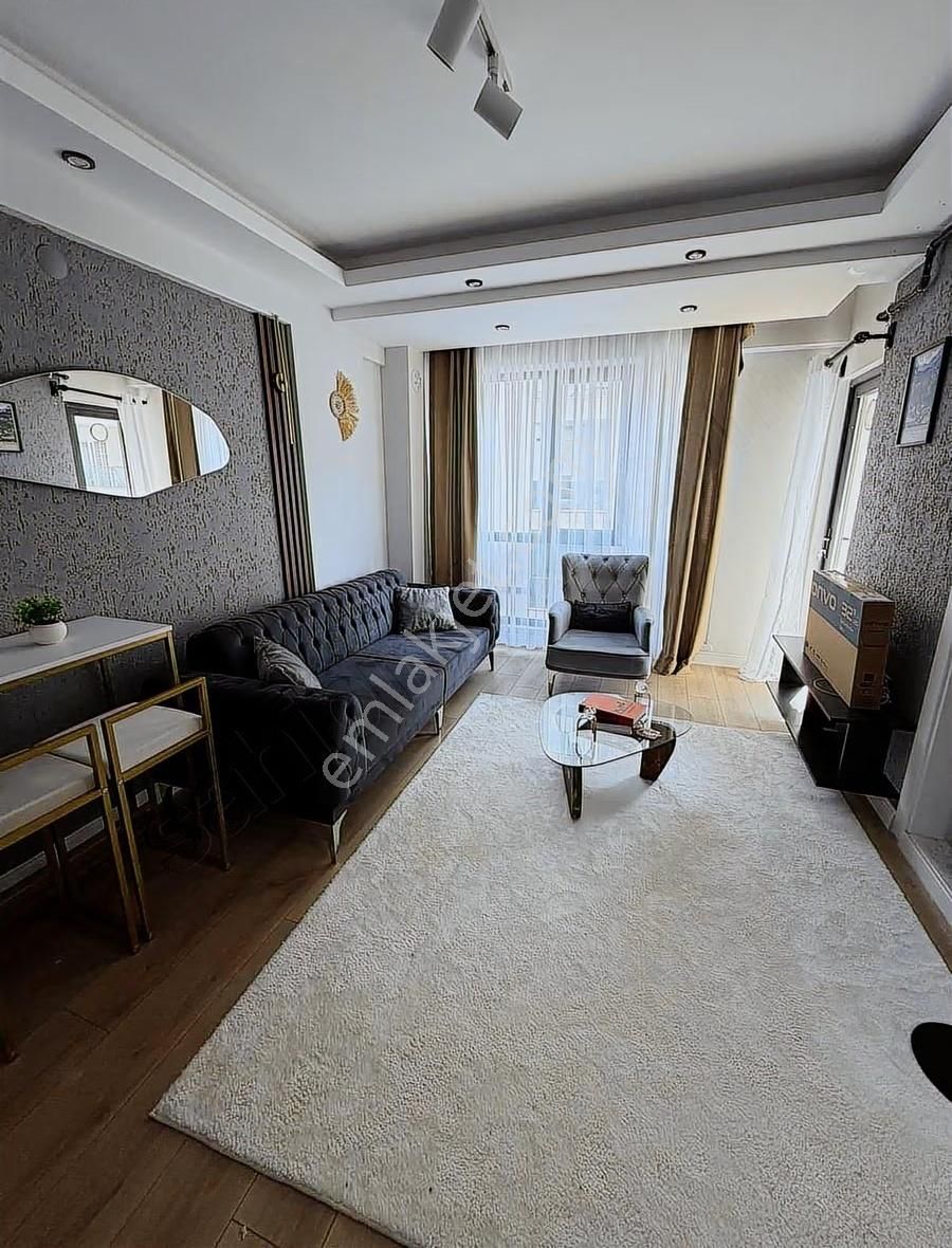 Tramvaya Çok Yakın Eşyalı Süper Lüks 1+1 - Görsel 16