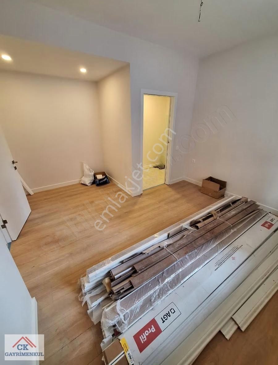 Ck'dan Özel Yapım Yüksek Giriş Merkez Lokasyonda 1+1 63 M2 Net - Görsel 7