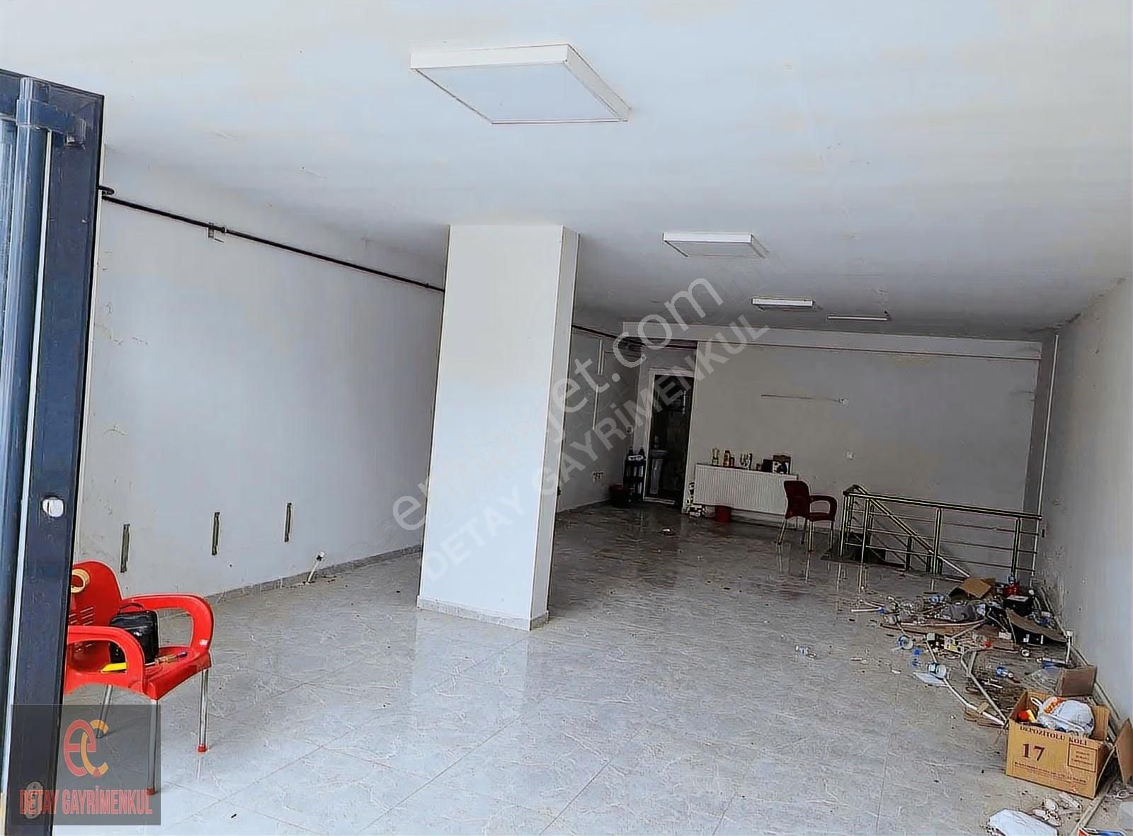 Bozyaka Caddesinde Üzerinde Dükkan - Görsel 7