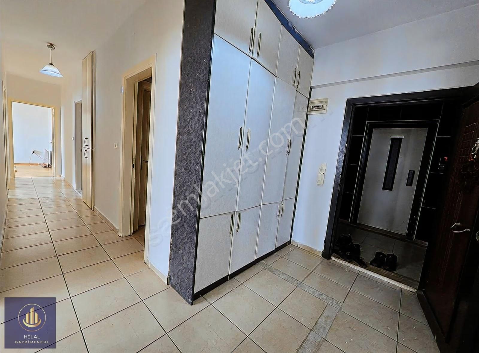 Akkent Merkezde Tramvay Durağı Yanı 2+1 Daire - Görsel 6