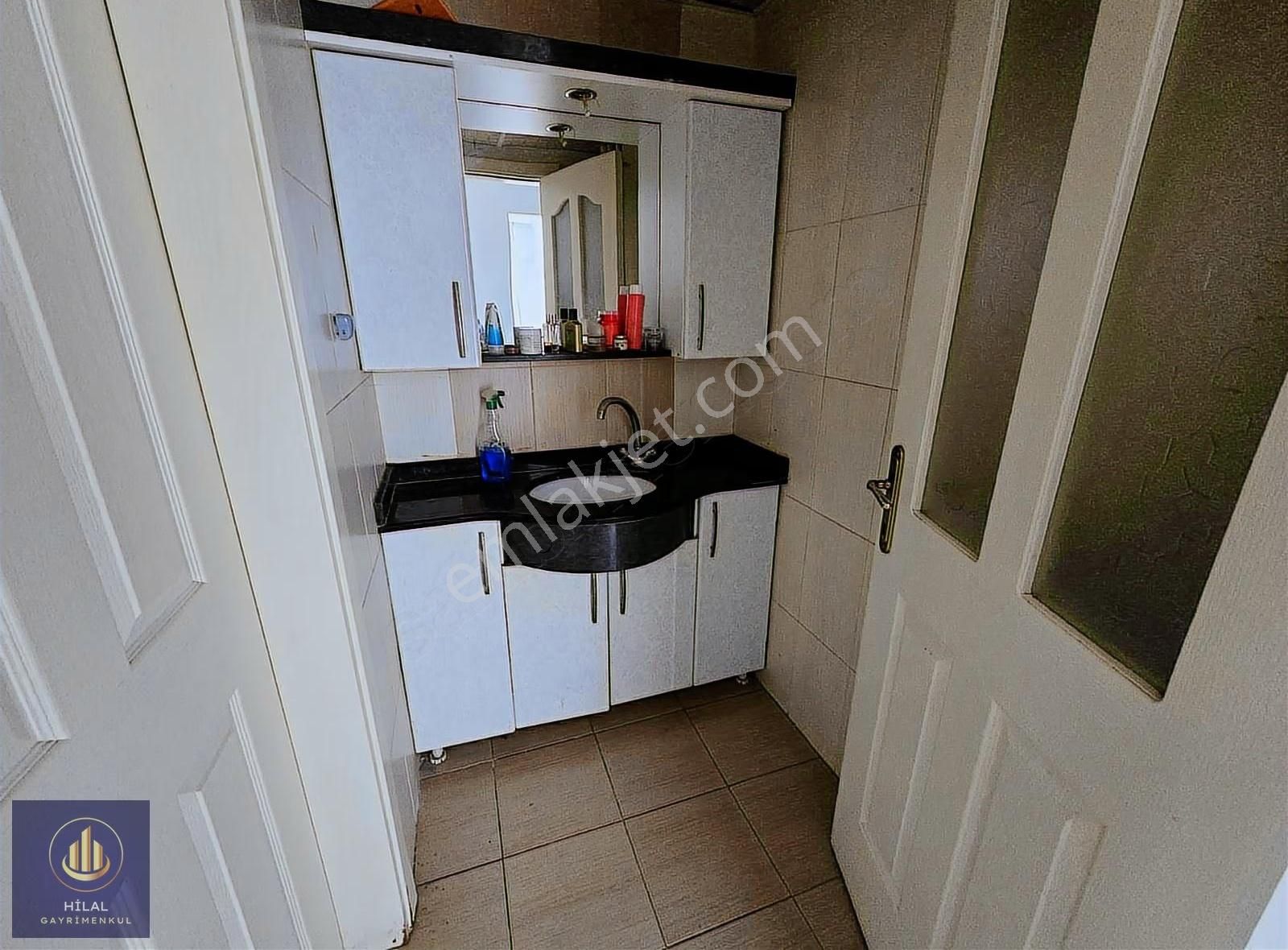 Akkent Merkezde Tramvay Durağı Yanı 2+1 Daire - Görsel 11