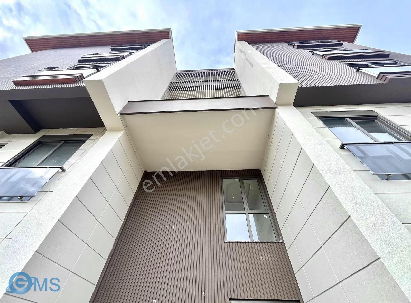 Gms'den Altınova'da Harika 1+1 Havuzlu, Yerden Isıtmalı - Görsel 2