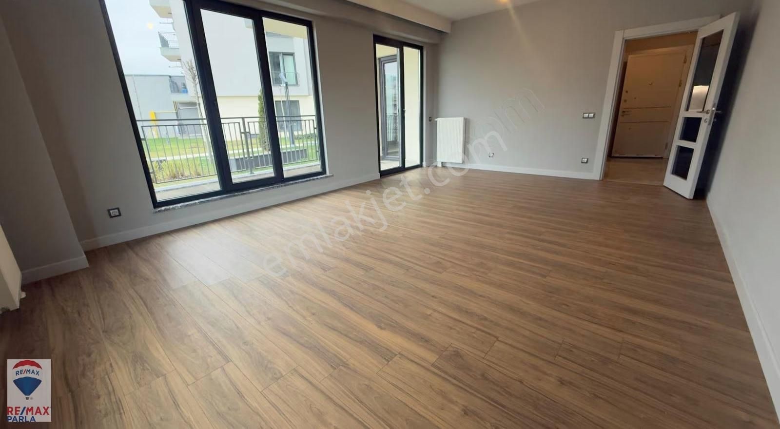 Canik Şehr-i Bahçe Bölge Uzmanı Rahşan Çam'dan Satılık Geniş 3+1 - Görsel 22