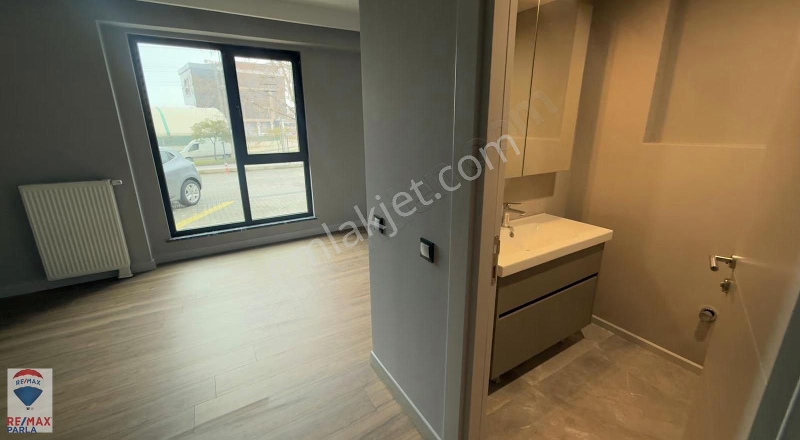 Canik Şehr-i Bahçe Bölge Uzmanı Rahşan Çam'dan Satılık Geniş 3+1 - Görsel 10