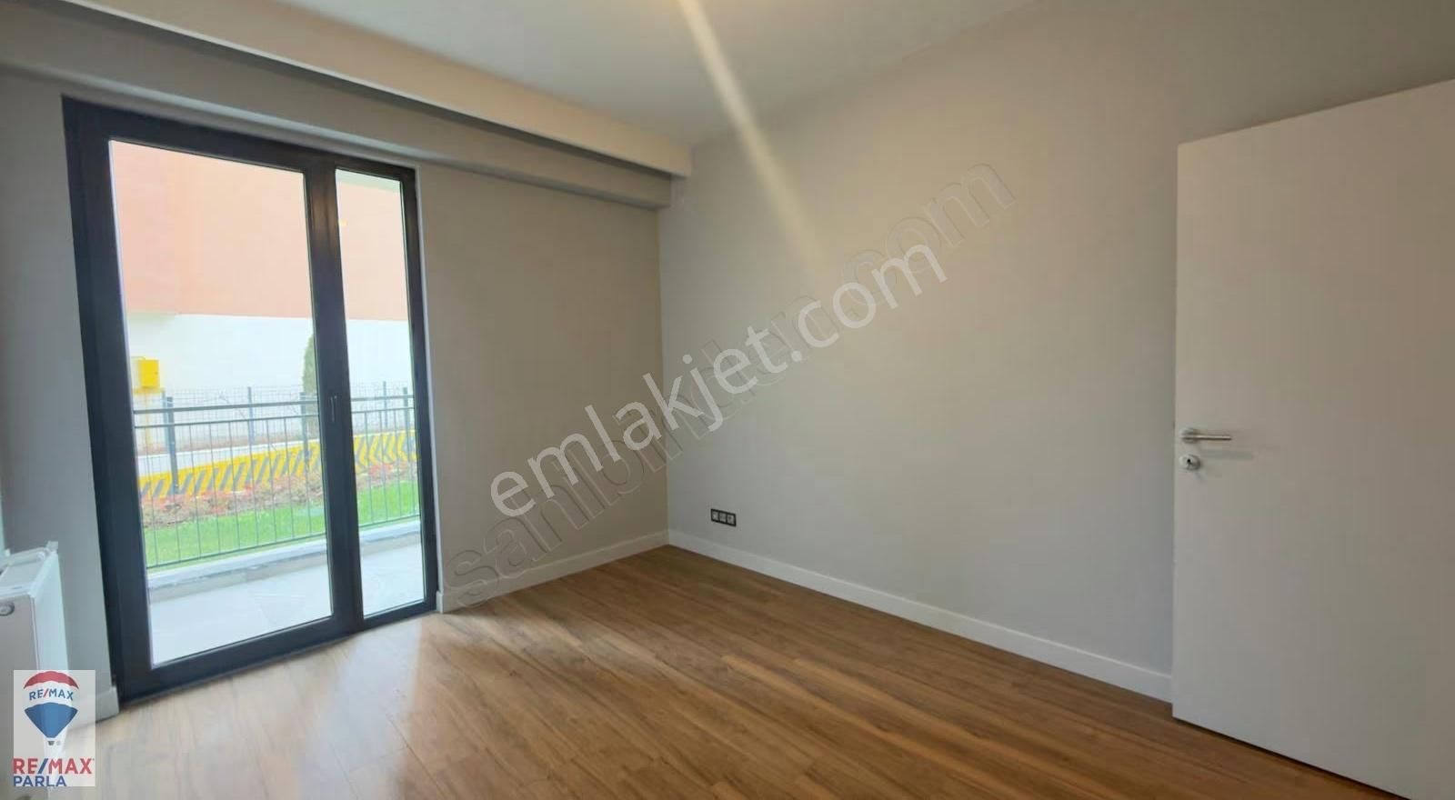 Canik Şehr-i Bahçe Bölge Uzmanı Rahşan Çam'dan Satılık Geniş 3+1 - Görsel 3