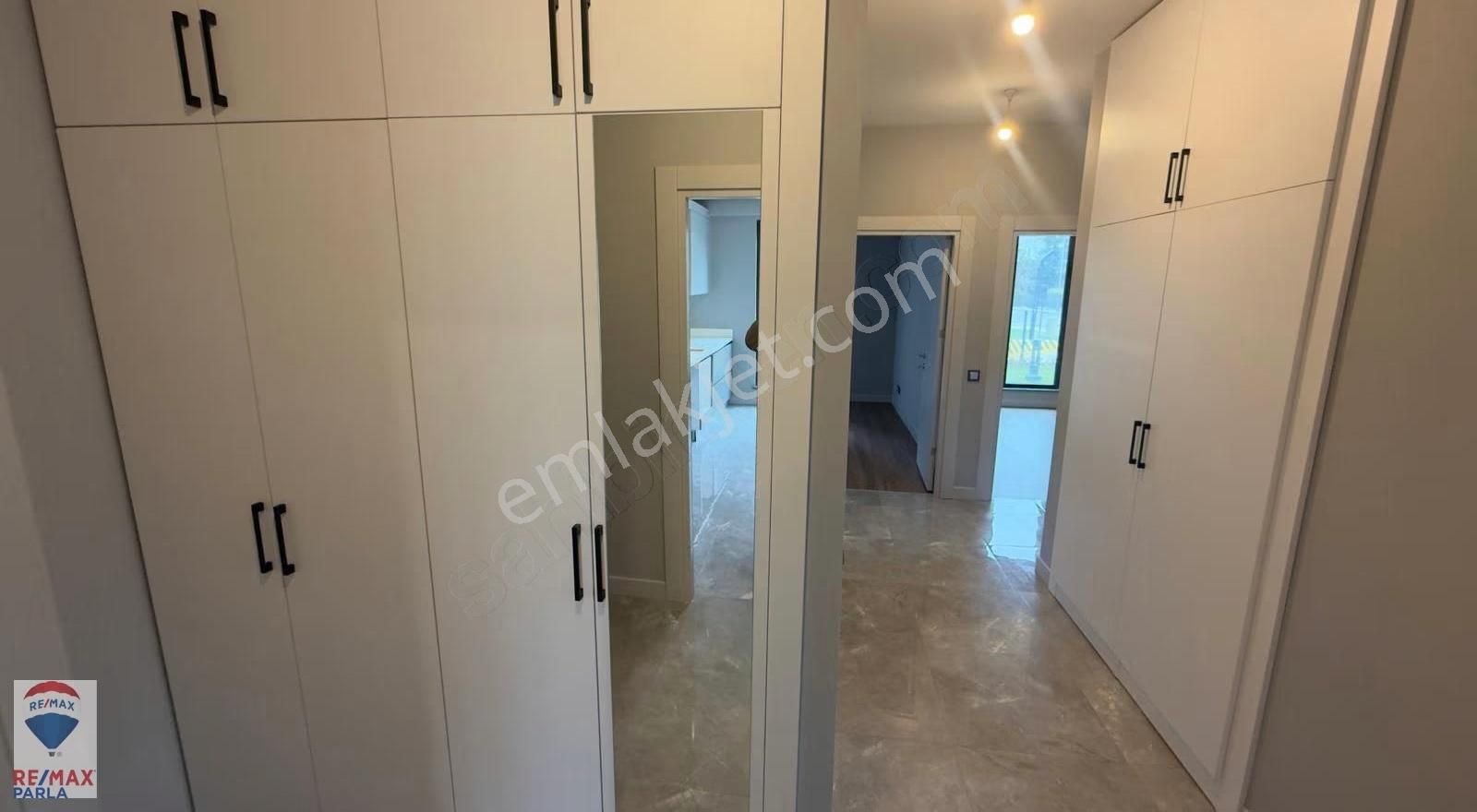 Canik Şehr-i Bahçe Bölge Uzmanı Rahşan Çam'dan Satılık Geniş 3+1 - Görsel 27