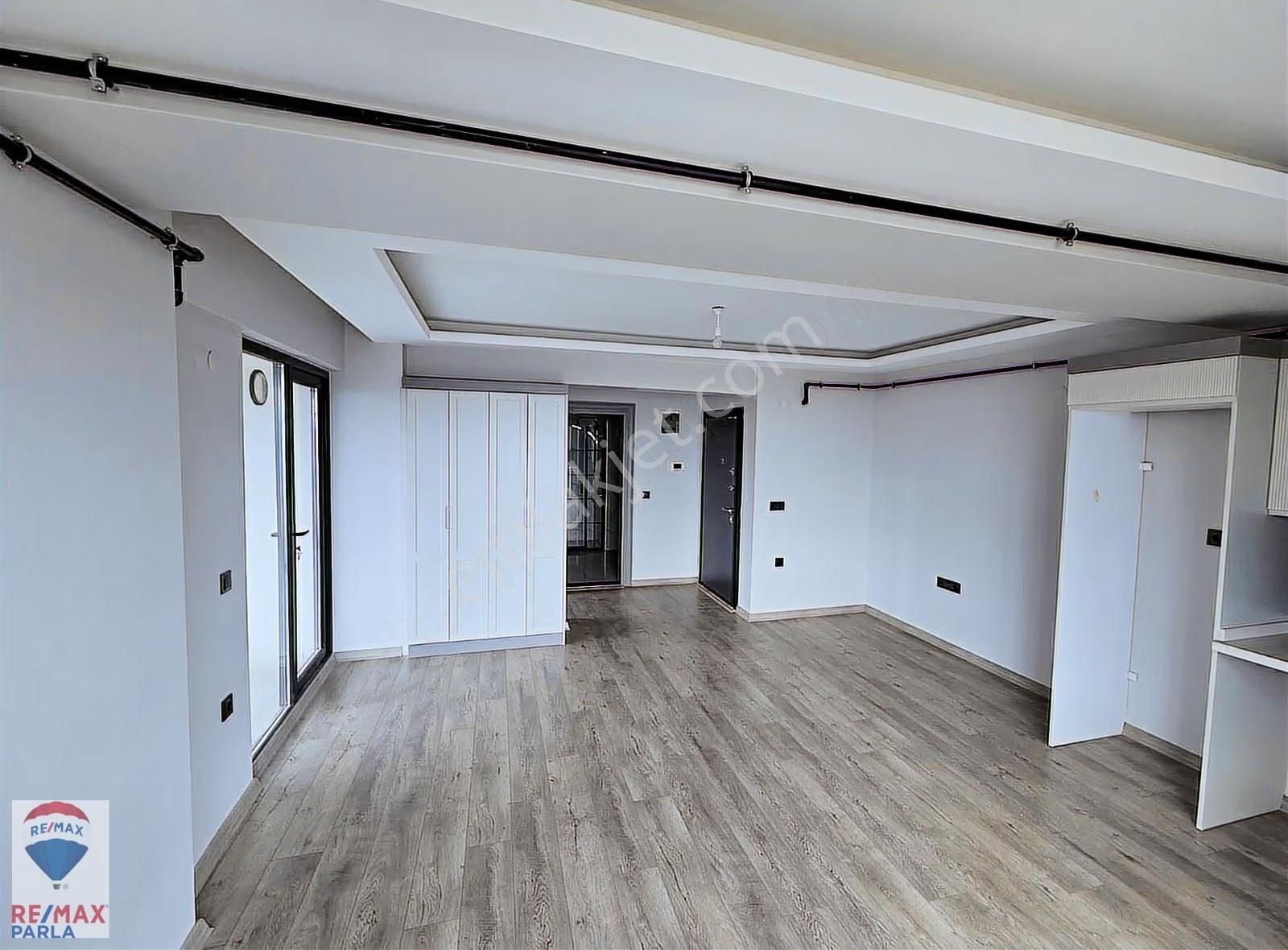 Atakum B.kolpınarda Giyinme Odalı Satılık 1+1daire - Görsel 17