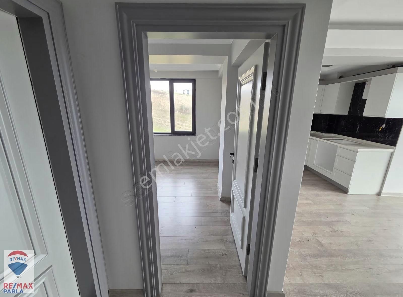 Atakum B.kolpınarda Giyinme Odalı Satılık 1+1daire - Görsel 15