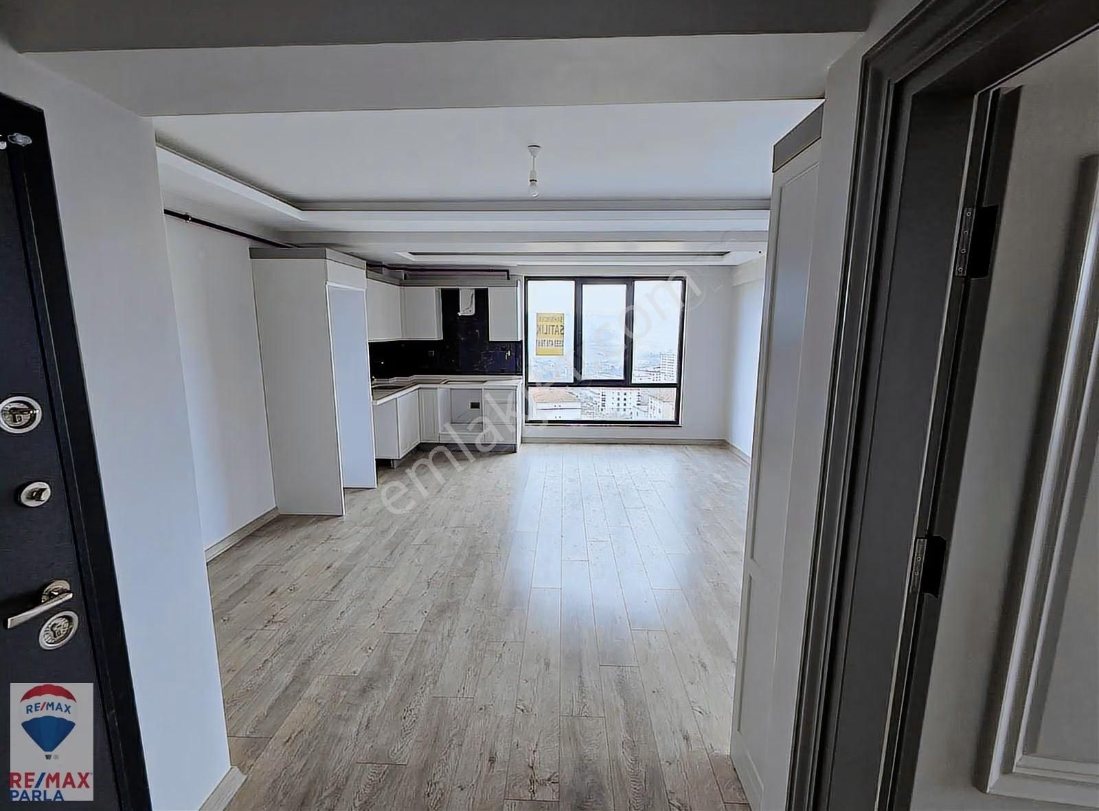 Atakum B.kolpınarda Giyinme Odalı Satılık 1+1daire - Görsel 9