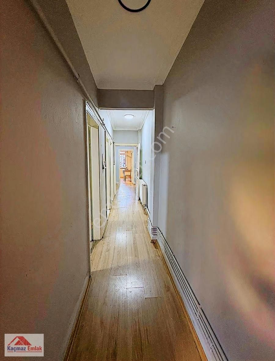 Kaçmaz Fatih Şehremini 2+1 Çift Cepheli 1.kat Kiralık Daire - Görsel 2