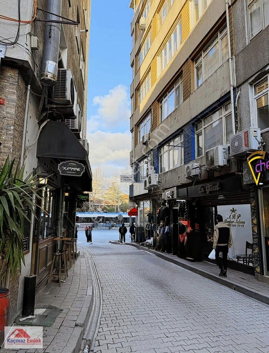 Kaçmaz Fatih Şehremini 2+1 Çift Cepheli 1.kat Kiralık Daire - Görsel 4