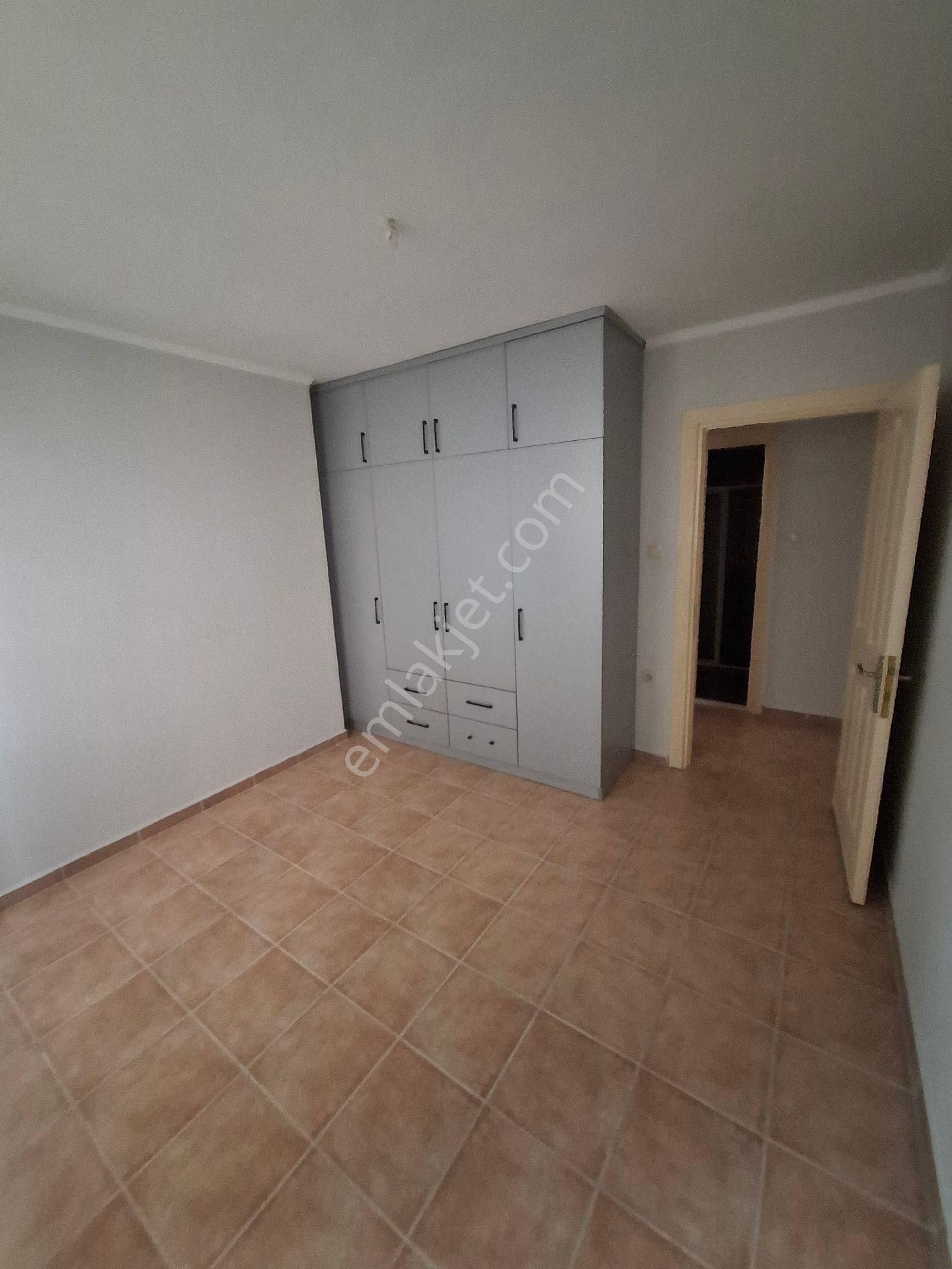 Çukurova Kiralık İller Bankası Karşısı Az Katlı Genis Ve Ferah - Görsel 13