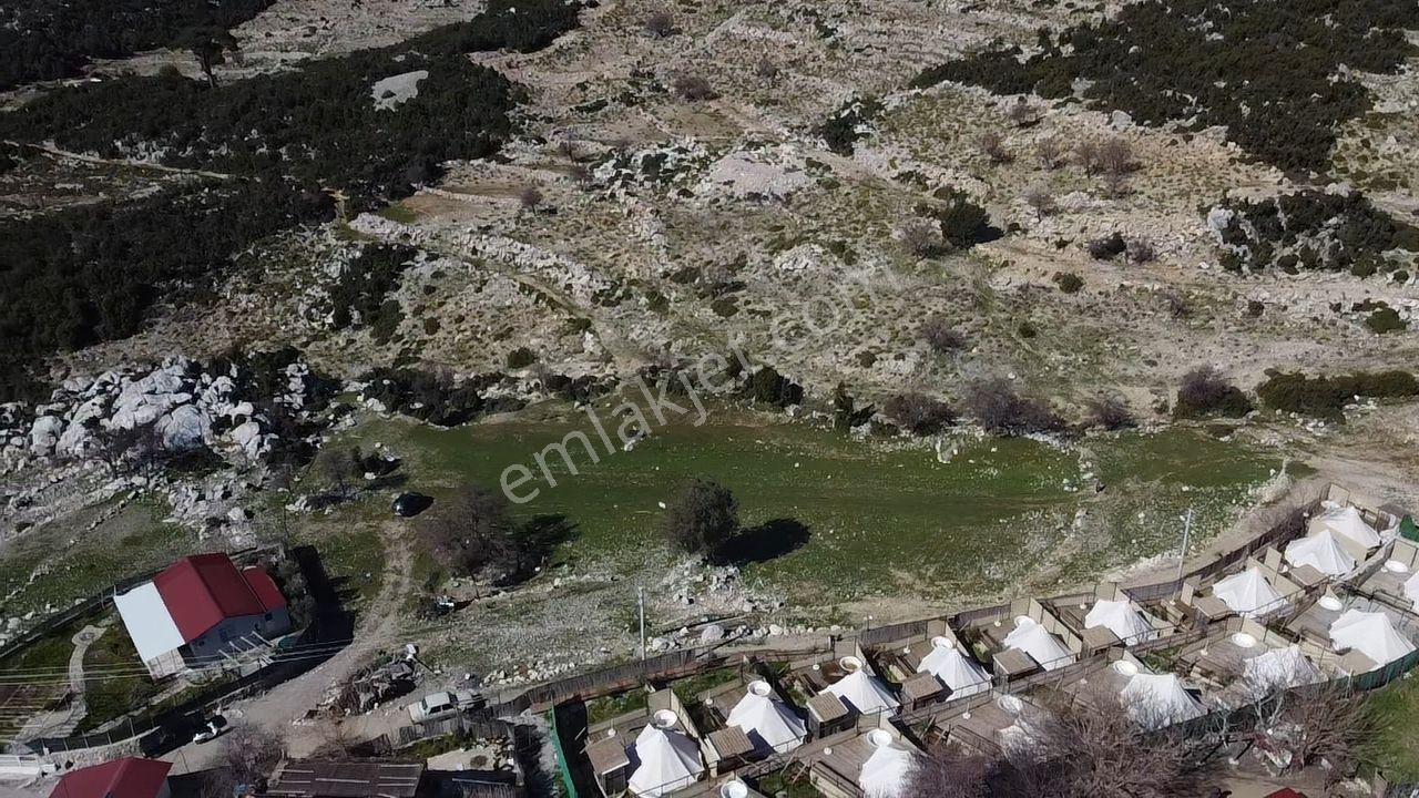 Muğla Fethiye Karaağaç'ta Doğayla İç İçe Manzaralı Satılık Arazi