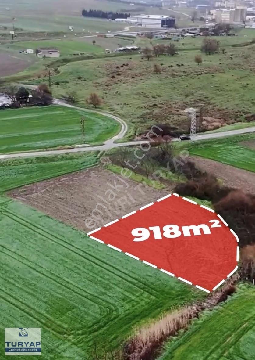 Silivri Değirmenköy'de 918 M² Müstakil Tapulu Satılık Tarla