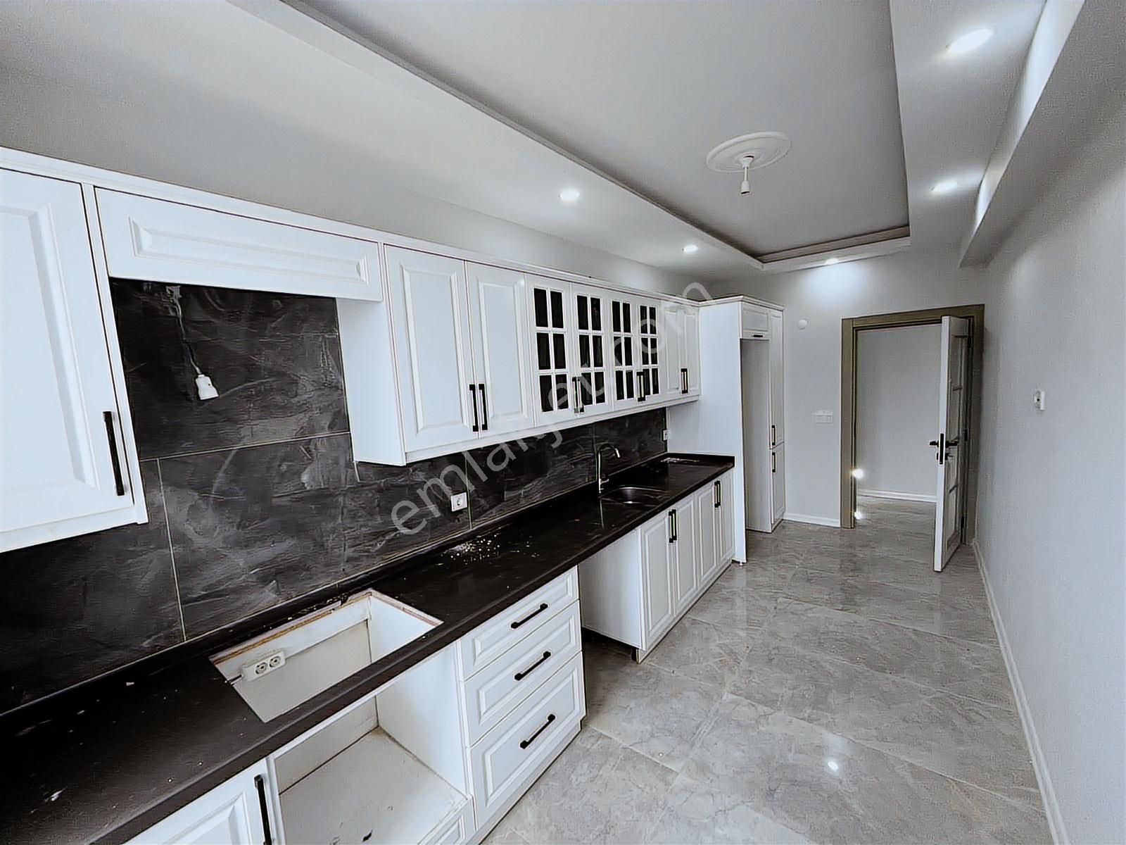 2+1 Sıfır Arakat ( A-kalite ) (geniş) Kazım Patıl Caddes Üstü Ön - Görsel 20