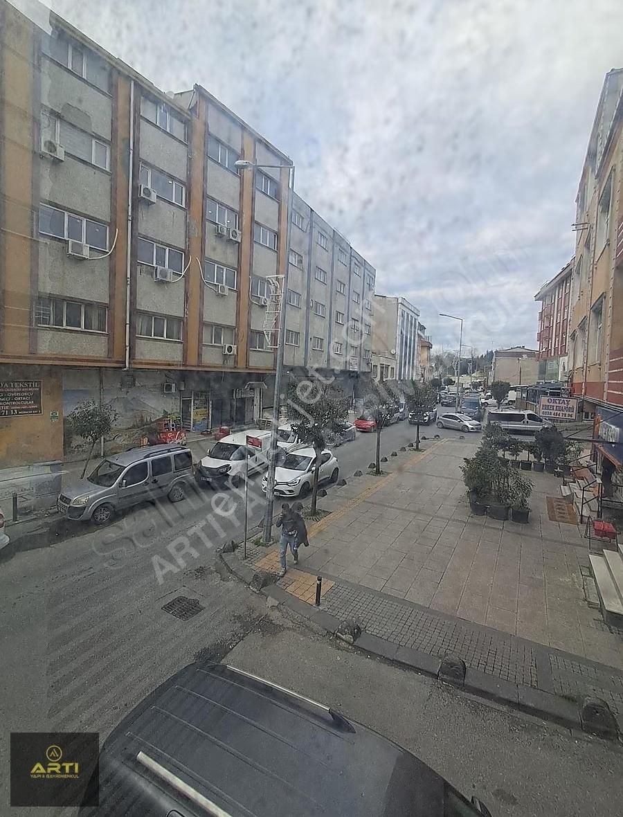 Bağcılarda Ana Caddeye Cepheli Yüksek Kiracılı Satılık Dükkan - Görsel 17