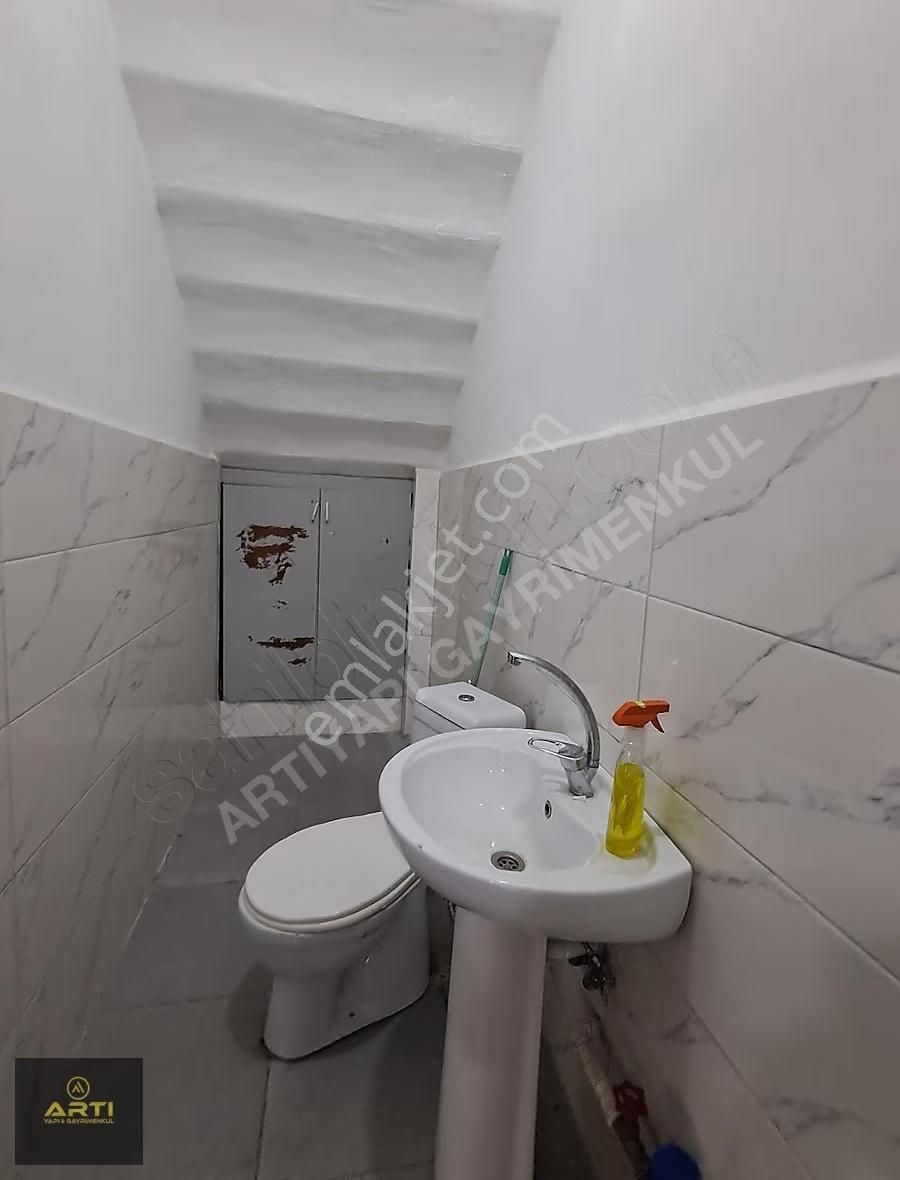 Bağcılarda Ana Caddeye Cepheli Yüksek Kiracılı Satılık Dükkan - Görsel 6