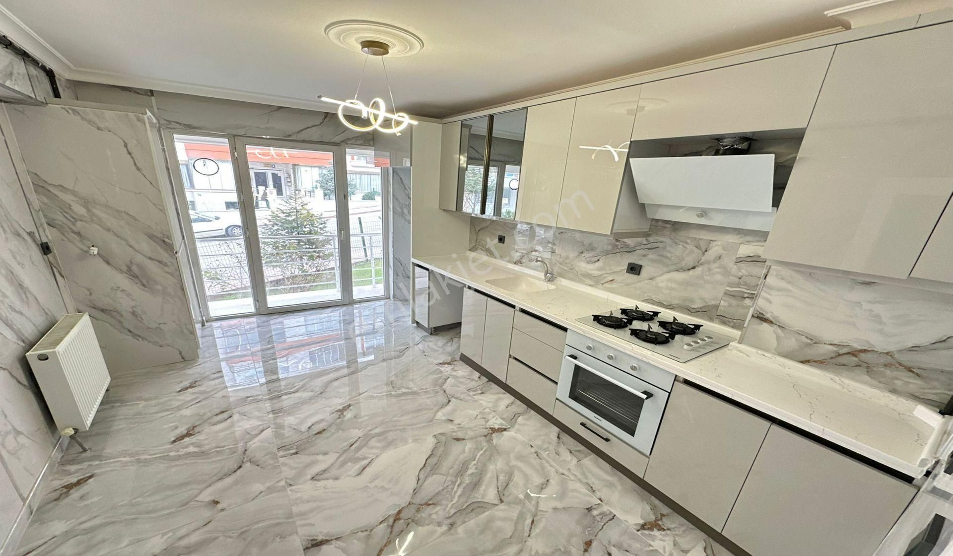 Ataparkda Yeni Katta Geniş 4+1 Lüx Yapılı Ebeveyn Banyolu - Görsel 2