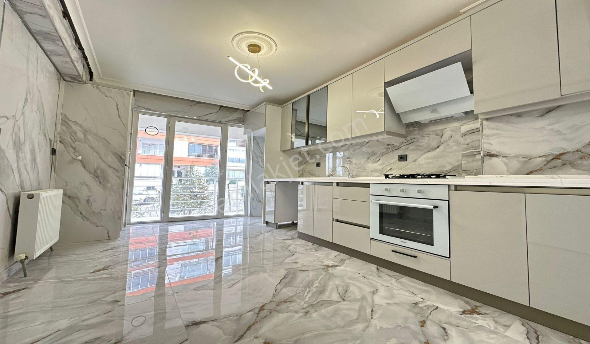 Ataparkda Yeni Katta Geniş 4+1 Lüx Yapılı Ebeveyn Banyolu - Görsel 4