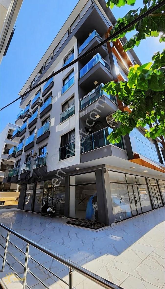 Didim Altınkum Atatürk Bulvarında Denize 100mt Asansörlü 3+1dbks - Görsel 6