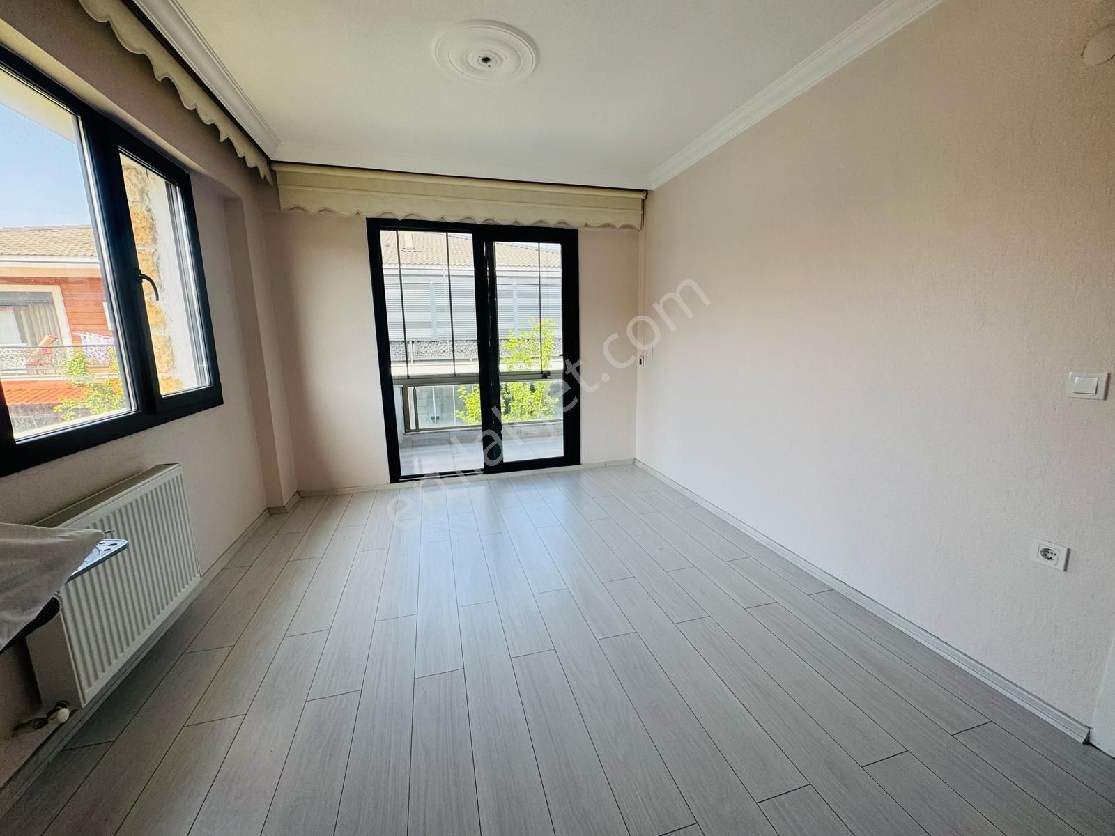 Foça Hacıveli Mahallesinde Satılık Bahçeli 3+1 Dubleks - Görsel 21