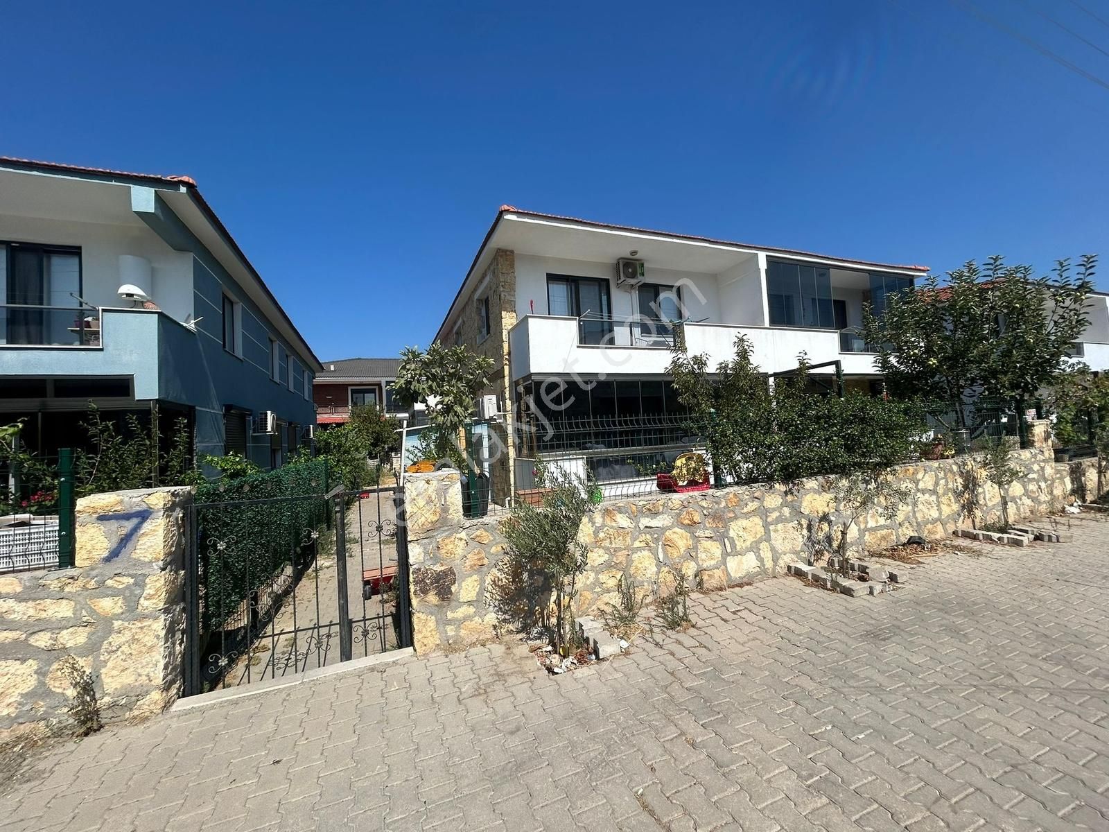 Foça Hacıveli Mahallesinde Satılık Bahçeli 3+1 Dubleks - Görsel 34