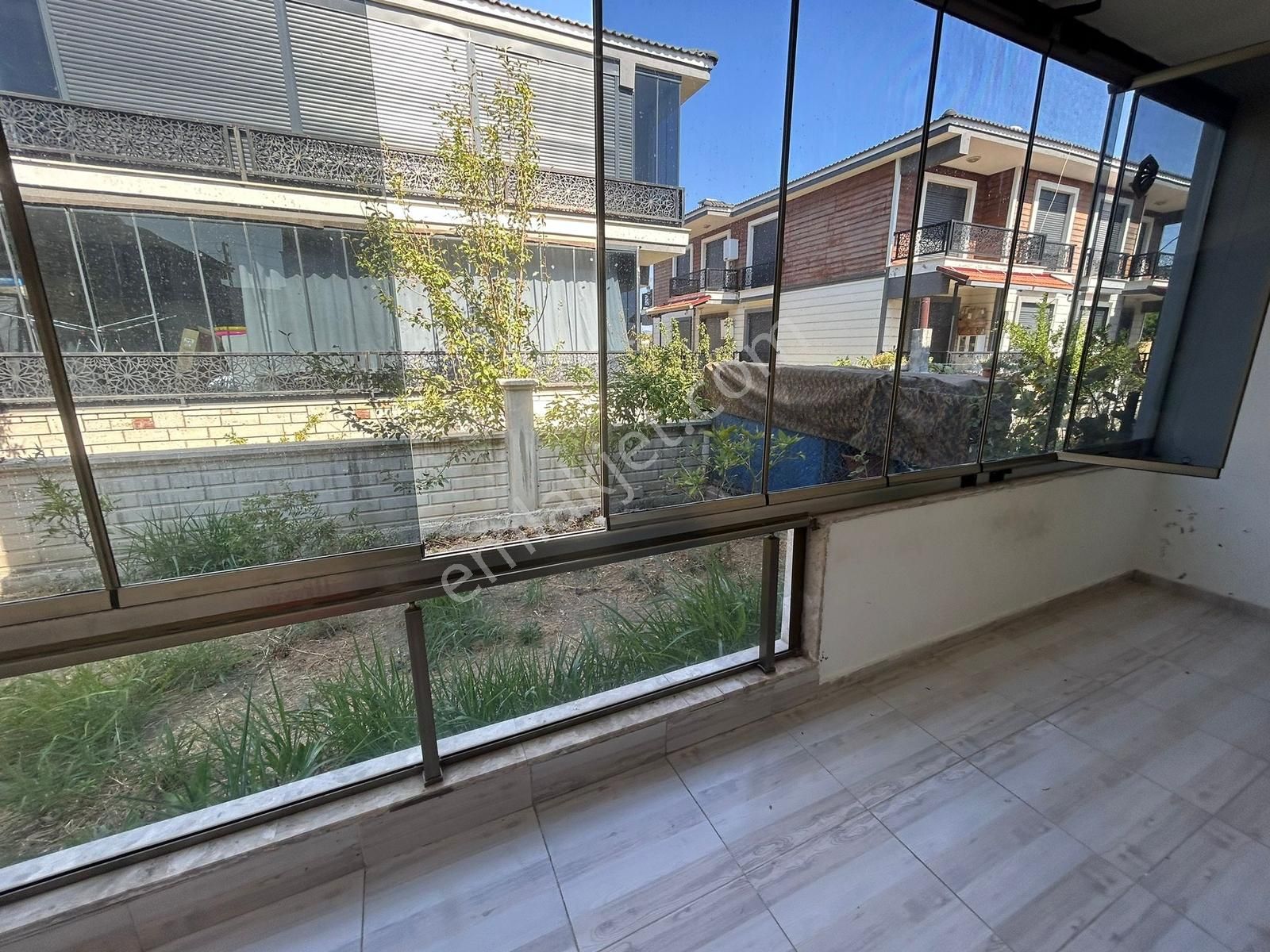 Foça Hacıveli Mahallesinde Satılık Bahçeli 3+1 Dubleks - Görsel 17