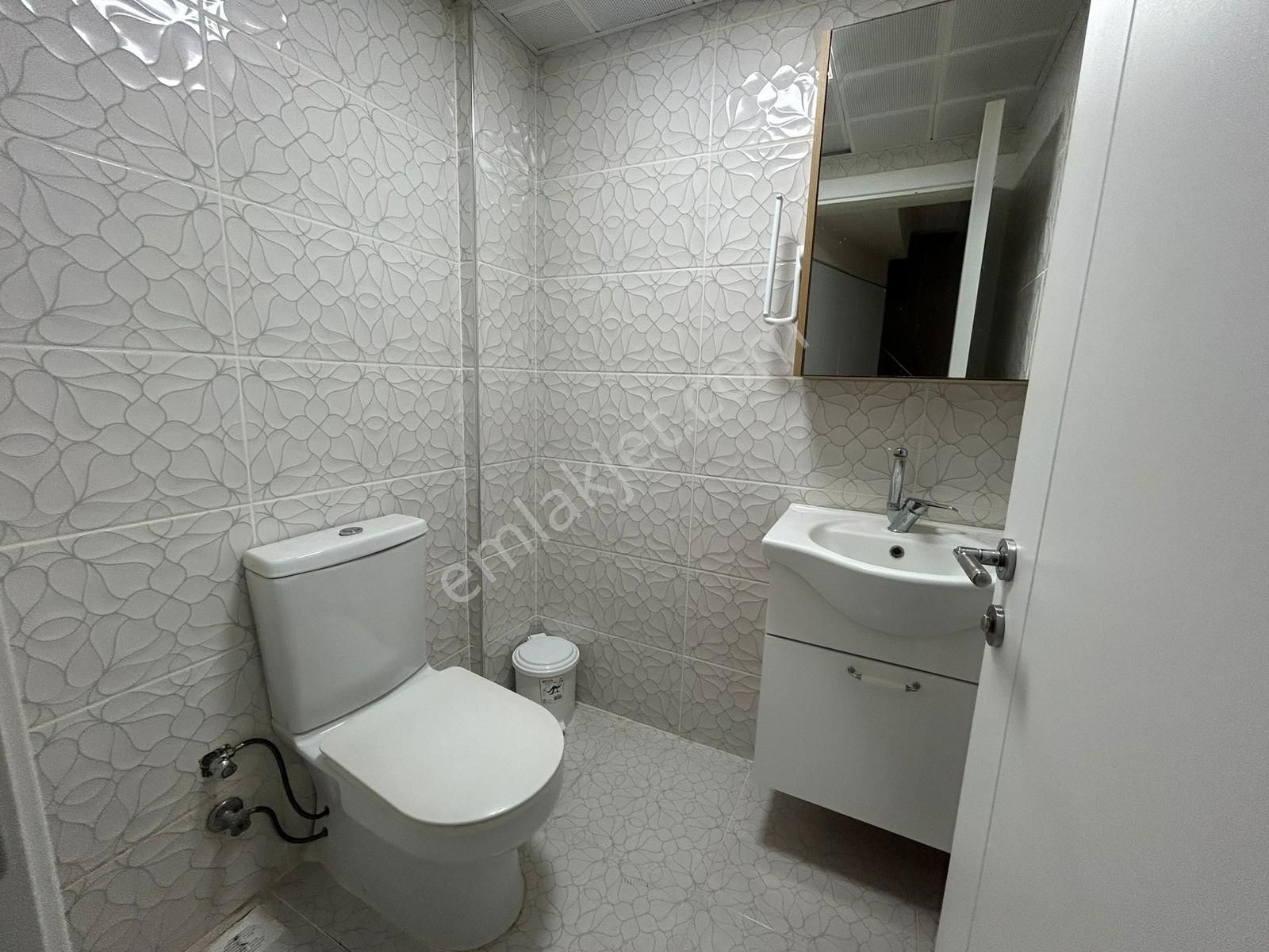 Foça Hacıveli Mahallesinde Satılık Bahçeli 3+1 Dubleks - Görsel 18