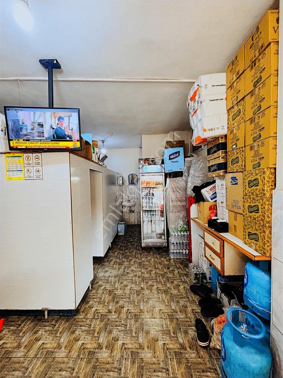 Yıldırım Gayrimenkul'den Ana Cadde Üzerinde Satılık Köşe Dükkan - Görsel 6