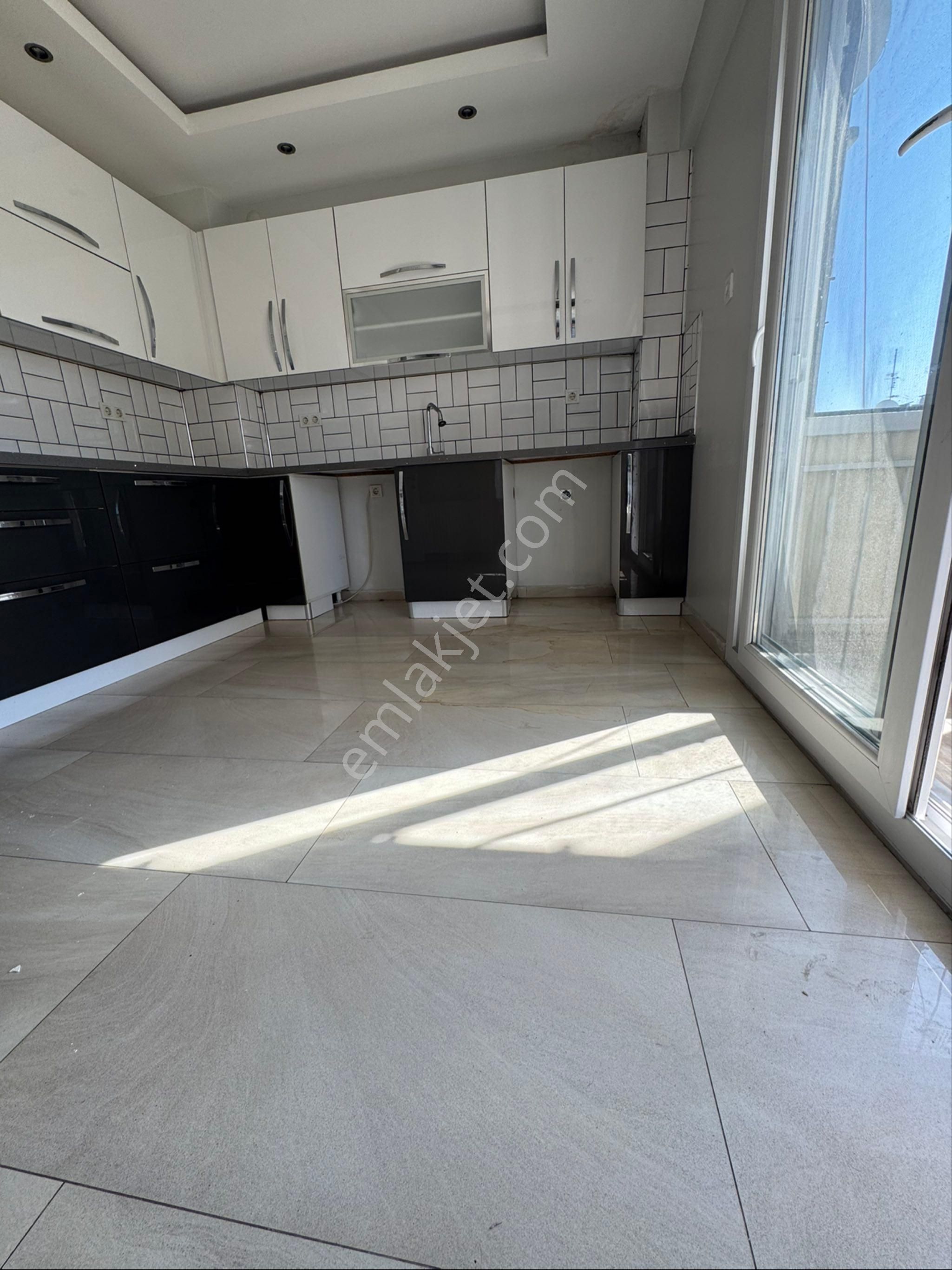Akyüz Emlaktan Buca Barış Mah. 3+1 Kiralık 170 M2 Daire - Görsel 5