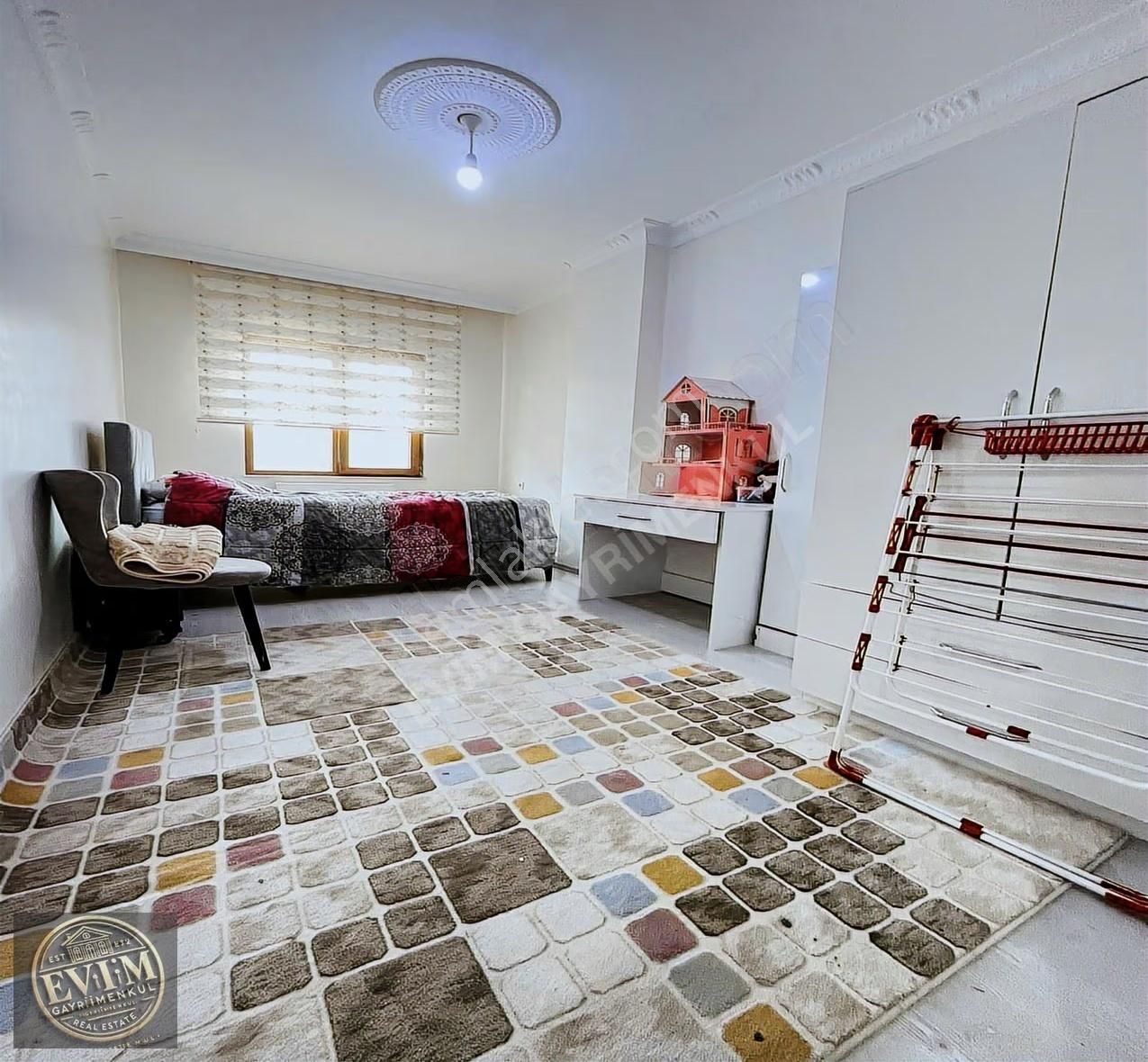 Evim'den Fevzipaşa Mah.cadde Üzeri Geniş 3+1 142m2 Satılık Daire - Görsel 3