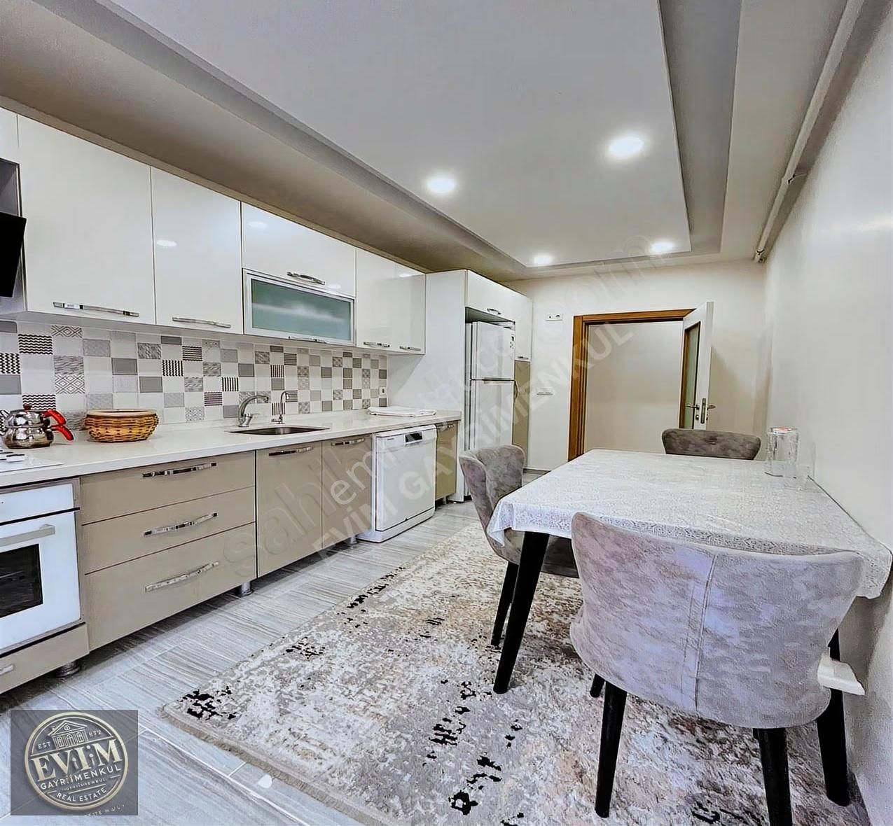 Evim'den Fevzipaşa Mah.cadde Üzeri Geniş 3+1 142m2 Satılık Daire