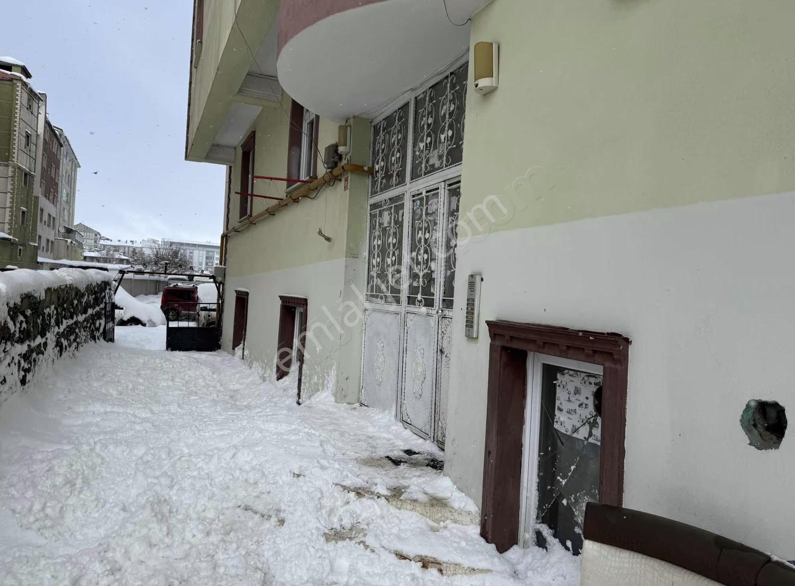 Şeyma Emlaktan Çok Uygun Fiyata Satılık Merkezde 3+1daire - Görsel 18