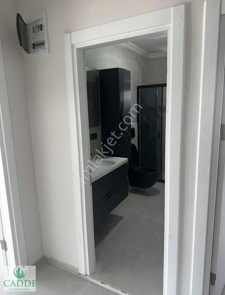 Akyazı Küçücek'te Site İçerisinde Müstakil Bahçeli Modern Villa - Görsel 17