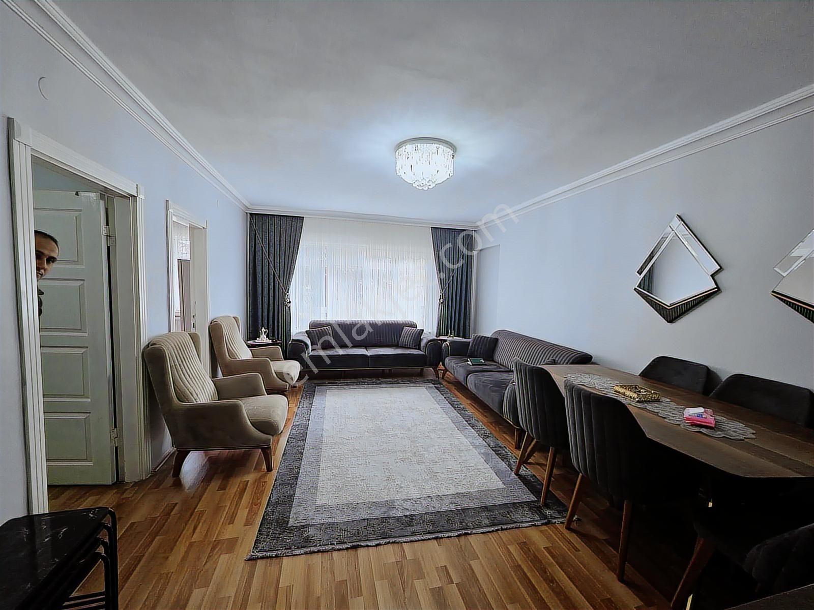 Bağlarbaşı Mahallesi Kentsel Dönüşüm İçinde 3+1 Satılık Daire