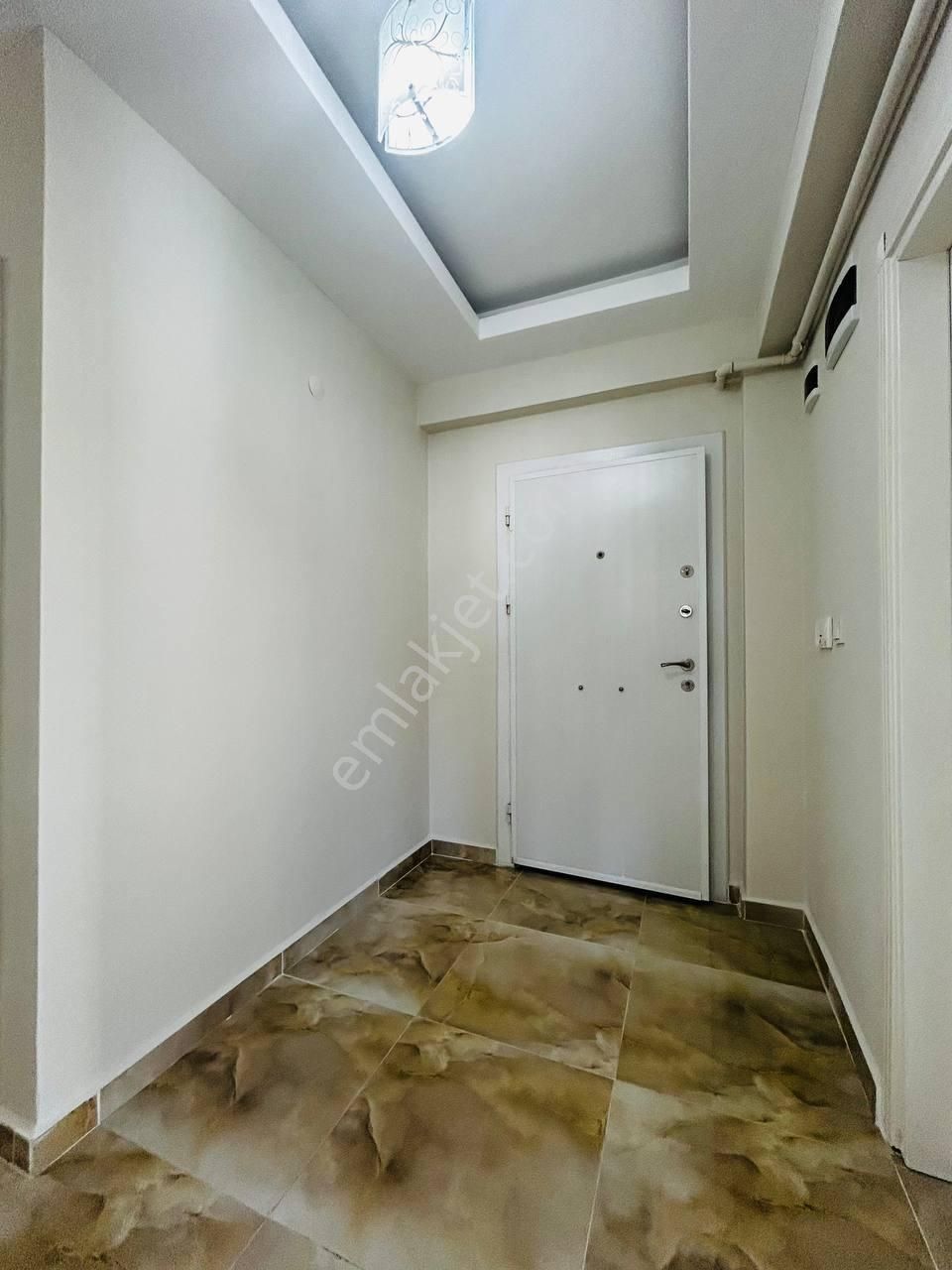 Tarmvay Durağına 50 M Mesafede Anayola Sahile Yakın Satılık Daire - Görsel 26