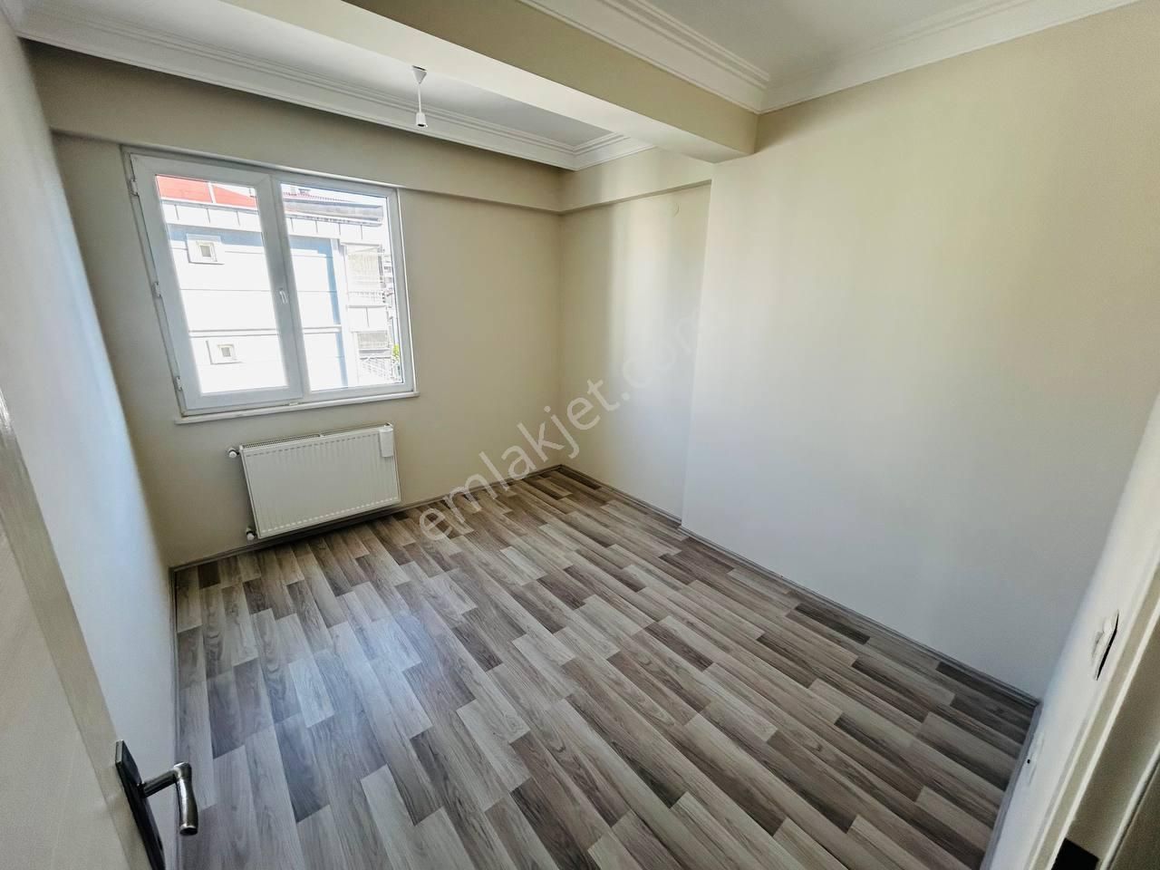 Tarmvay Durağına 50 M Mesafede Anayola Sahile Yakın Satılık Daire - Görsel 18