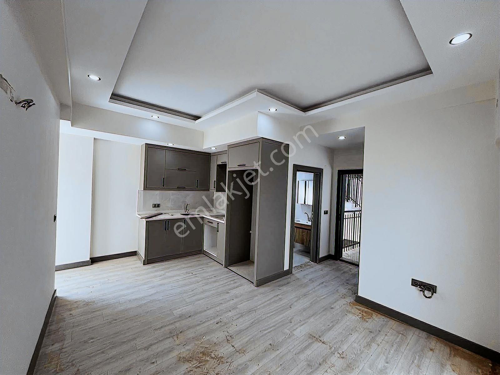 D400' Asansörlü Sıfır Satılık Daireler
