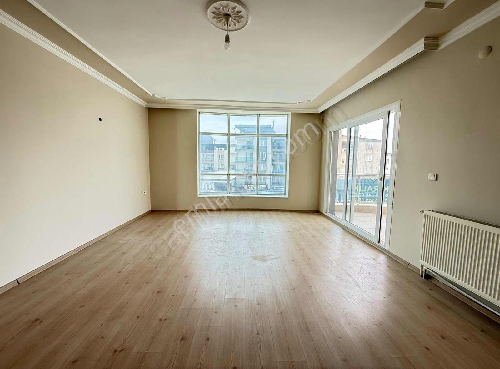 Bornova Yeşilova Mah 3+1 Kapalı Mutfak Kiralık Daire - Görsel 5