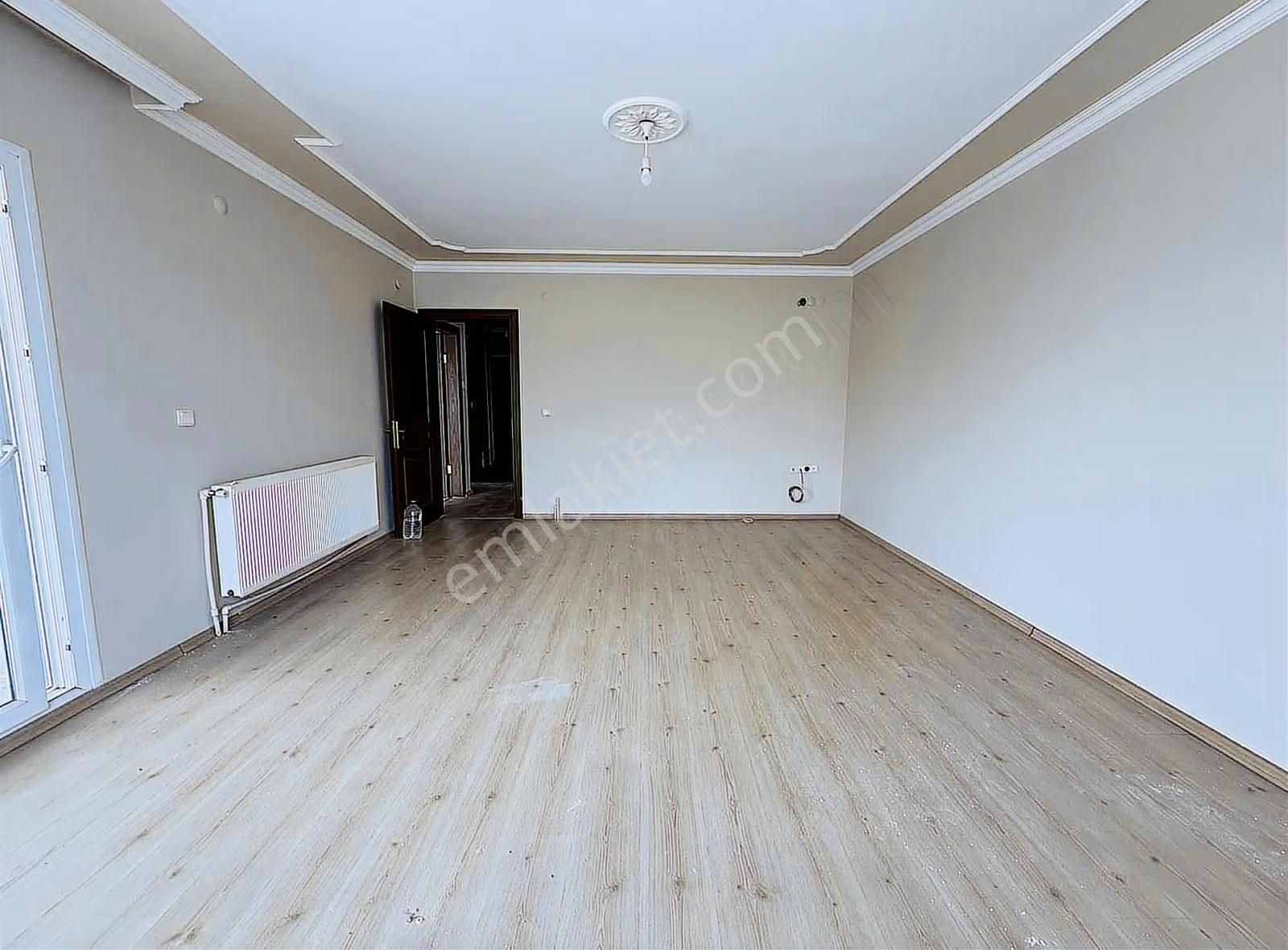 Bornova Yeşilova Mah 3+1 Kapalı Mutfak Kiralık Daire - Görsel 2