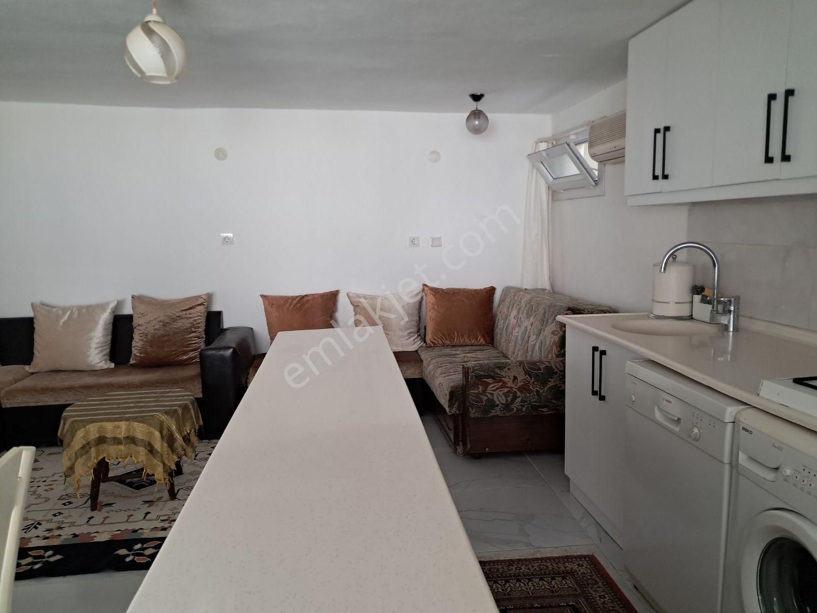 Urla Iskelede Denıze Yurume Mesafesınde - Görsel 9