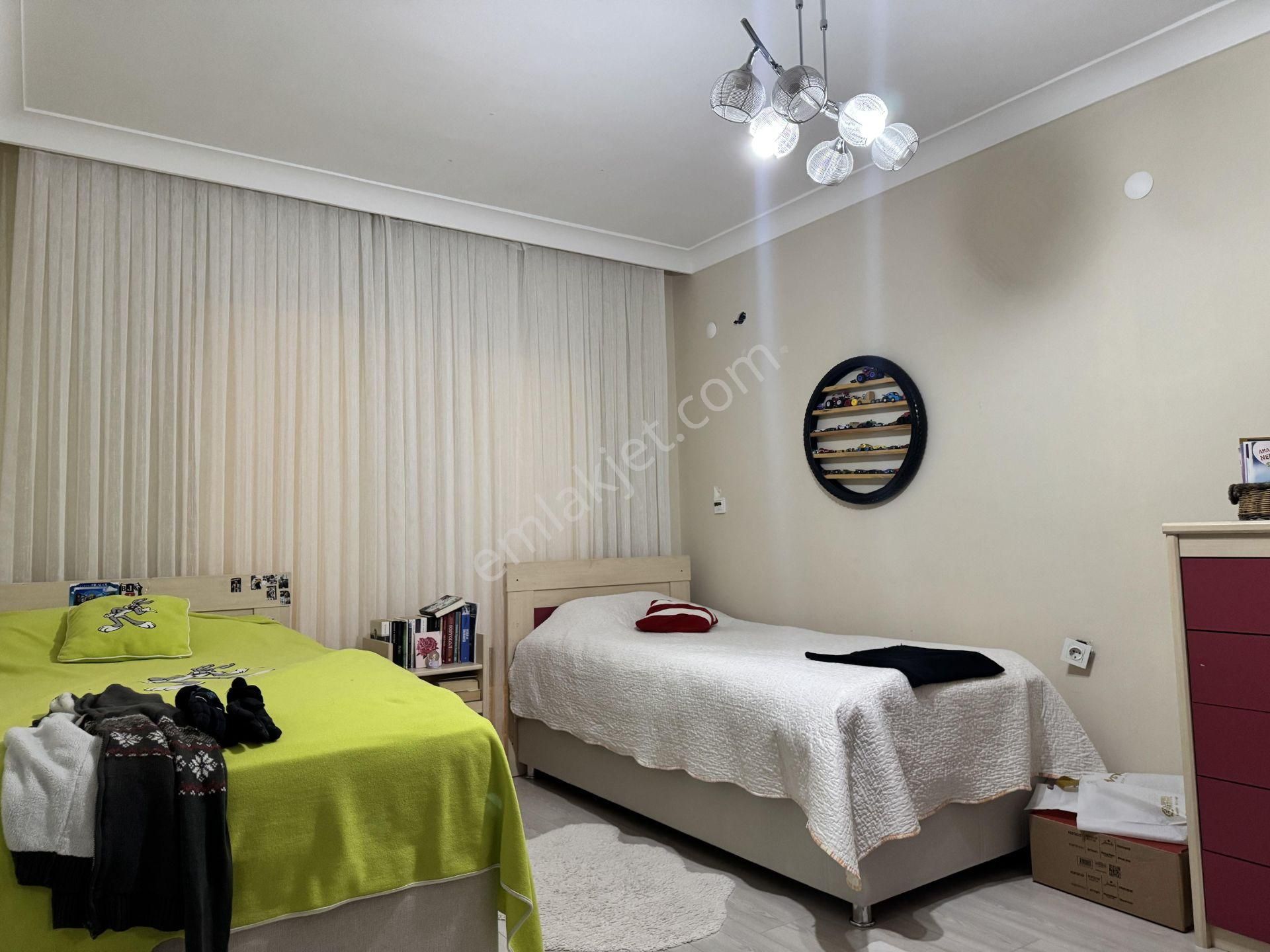 Pursaklar Mehmet Zengin Emlak'tan Cahit Zarifoğlu Okul Yakını, Ara Katta, Ç.banyolu, Kök Tapu 4+1 - Görsel 12