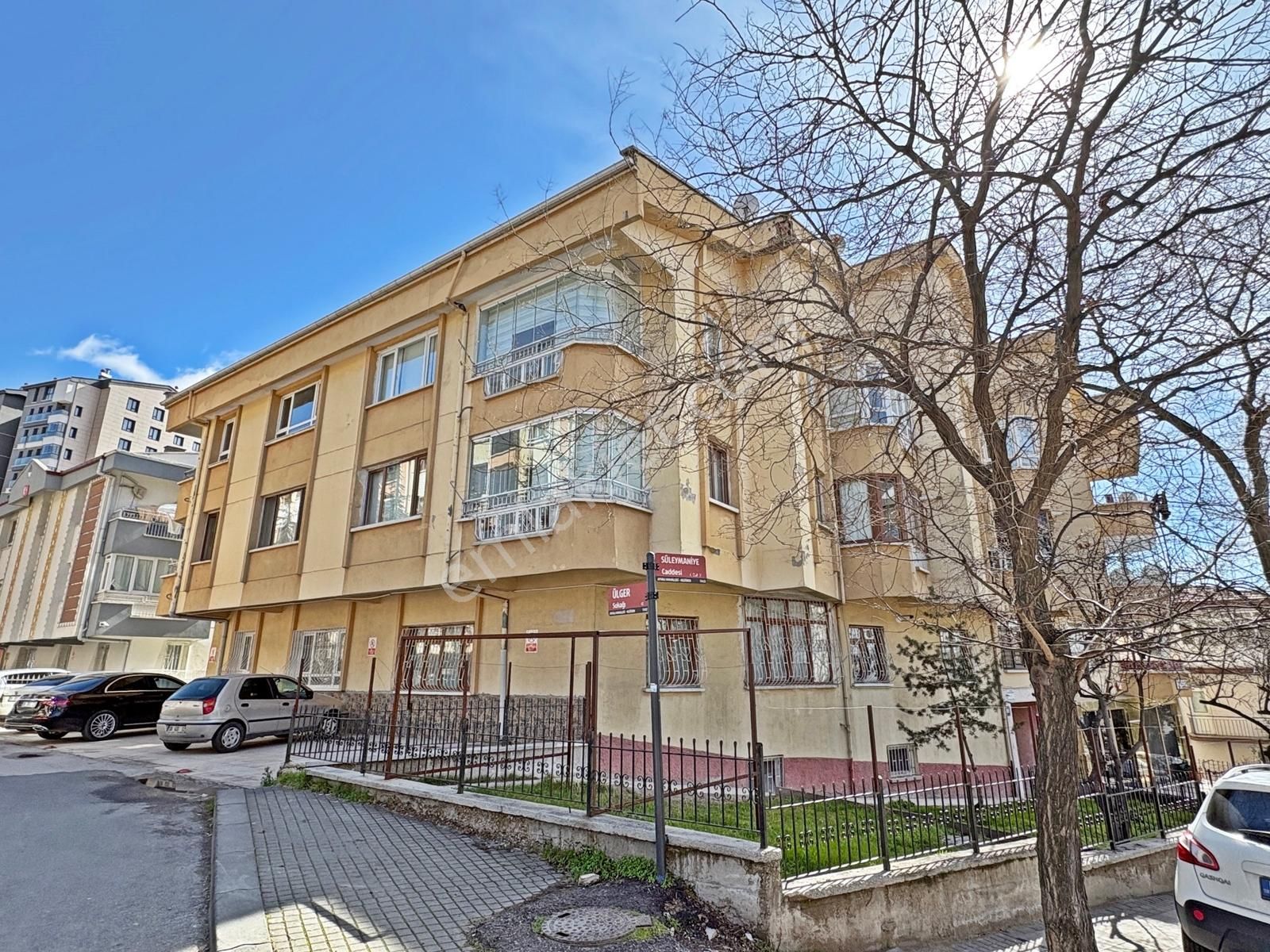 5+1 Ayvalı Merkezde Hastanelere Ulaşımı Kolay Kiralık Dublex