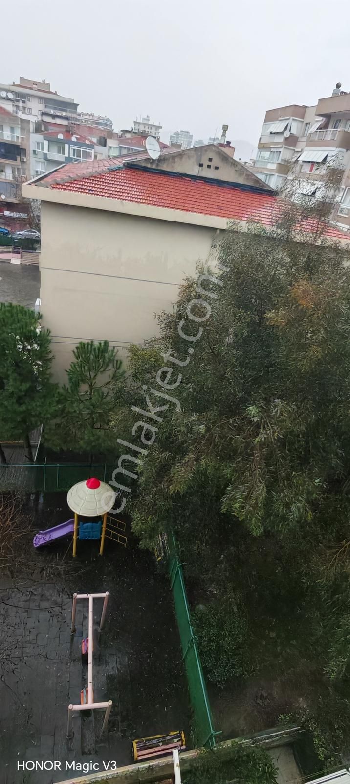 Karşıyaka Dedebaşı Mah. Fırsat Satılık 3+1 Manzaralı Balkon