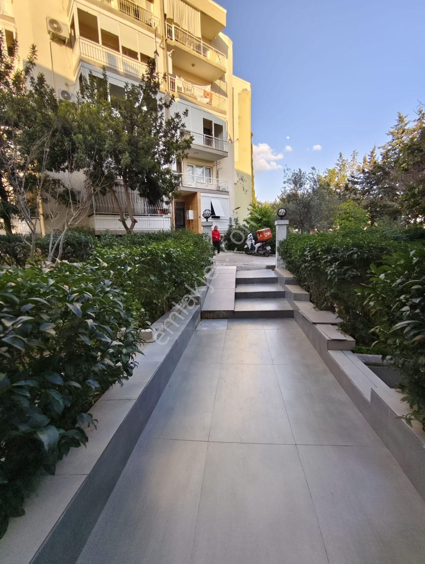 Karşıyaka Zübeyde Hanım Mahallesinde 3+1 Tadilatlı Satılık Daire - Görsel 20