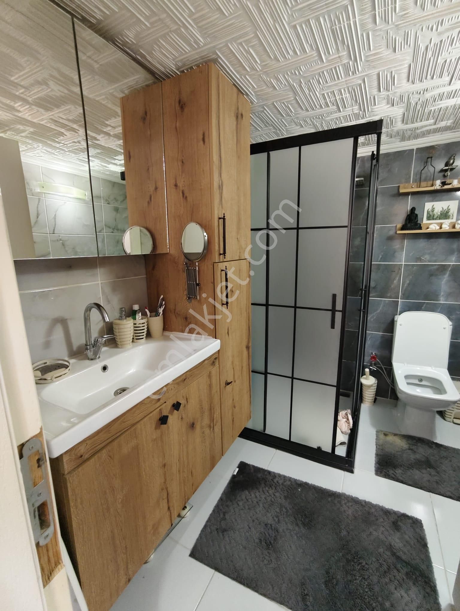 Karşıyaka Zübeyde Hanım Mahallesinde 3+1 Tadilatlı Satılık Daire - Görsel 34